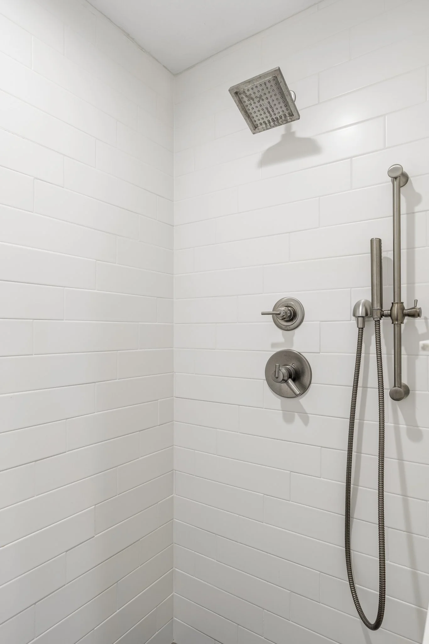 RaeScott_KO_13645 Crabapple Rd_web-16.jpg