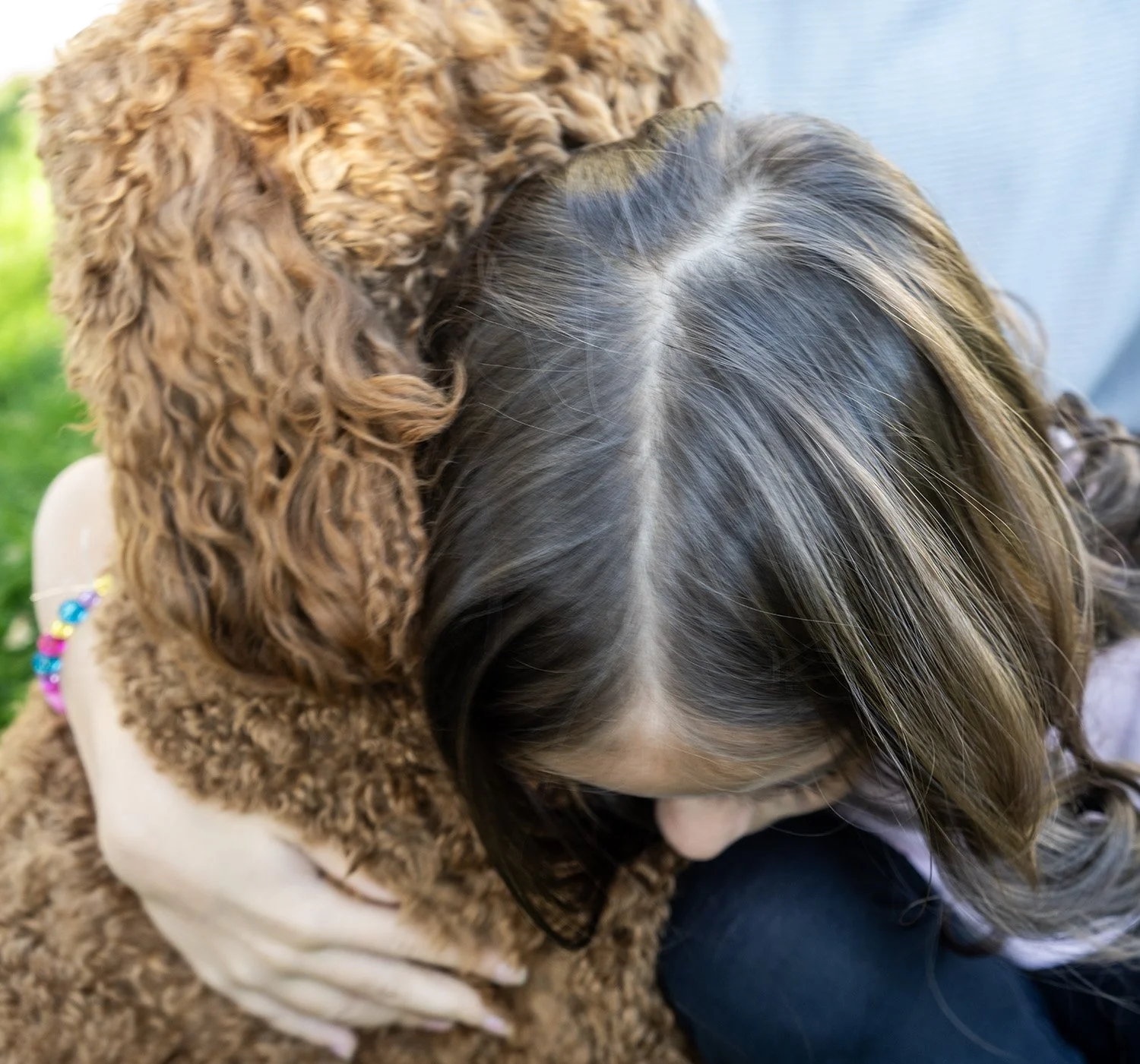 A hugging Dog_DSC7338 copy.jpg