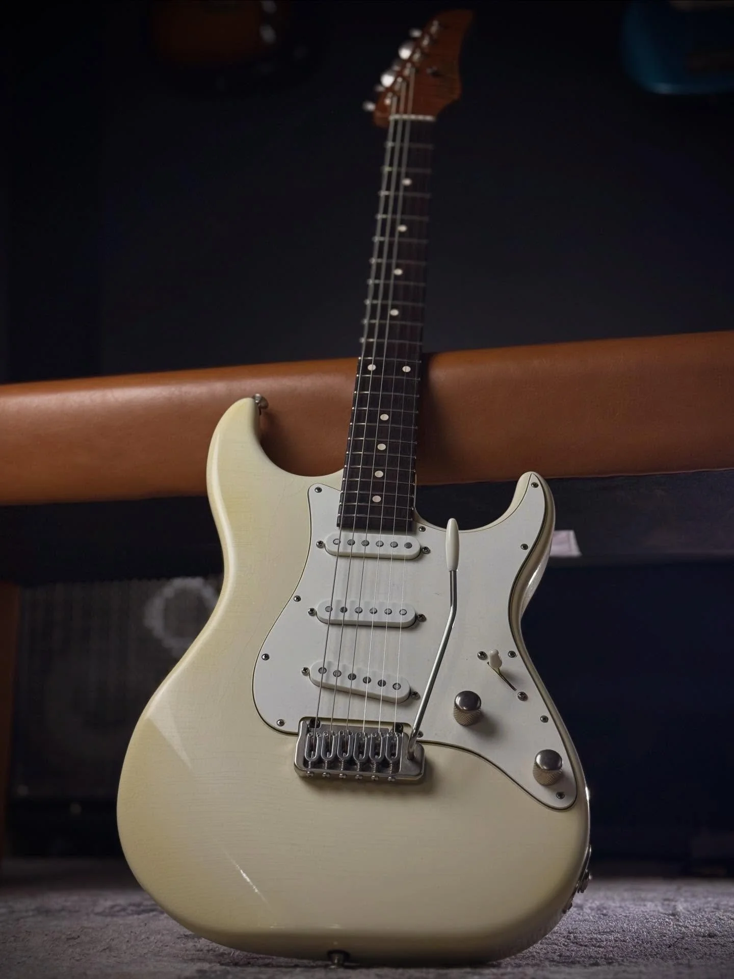 *One-Off* Heirloom SX in Lightly Aged Olympic White 🤍🤍🔥🔥 Alder Body. Roasted Flamed Maple Neck. Premium Brazilian Rosewood Fretboard. Hand-Wound Mike Lull 57 Pickups. This guitar sold before we could list it but we couldn&rsquo;t resist sharing i