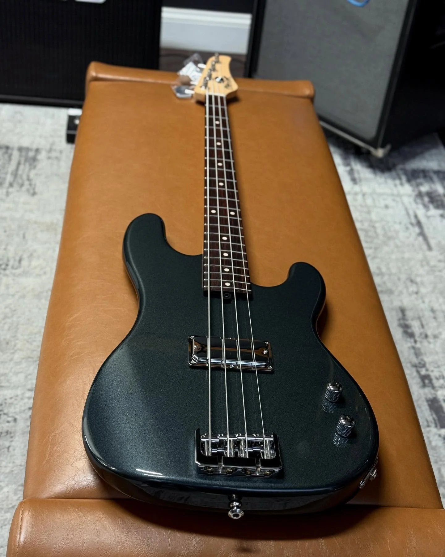 Today we have another special one that we&rsquo;re just finishing up. This Firemist Charcoal PT4 just hits 🔥🔥 Alder Body. Maple Neck. Indian Rosewood Fretboard. Mike Lull T Pickup in P position. 6.8 lbs. RAD 🙌🙌

(Available Soon)

#mikelull #mikel