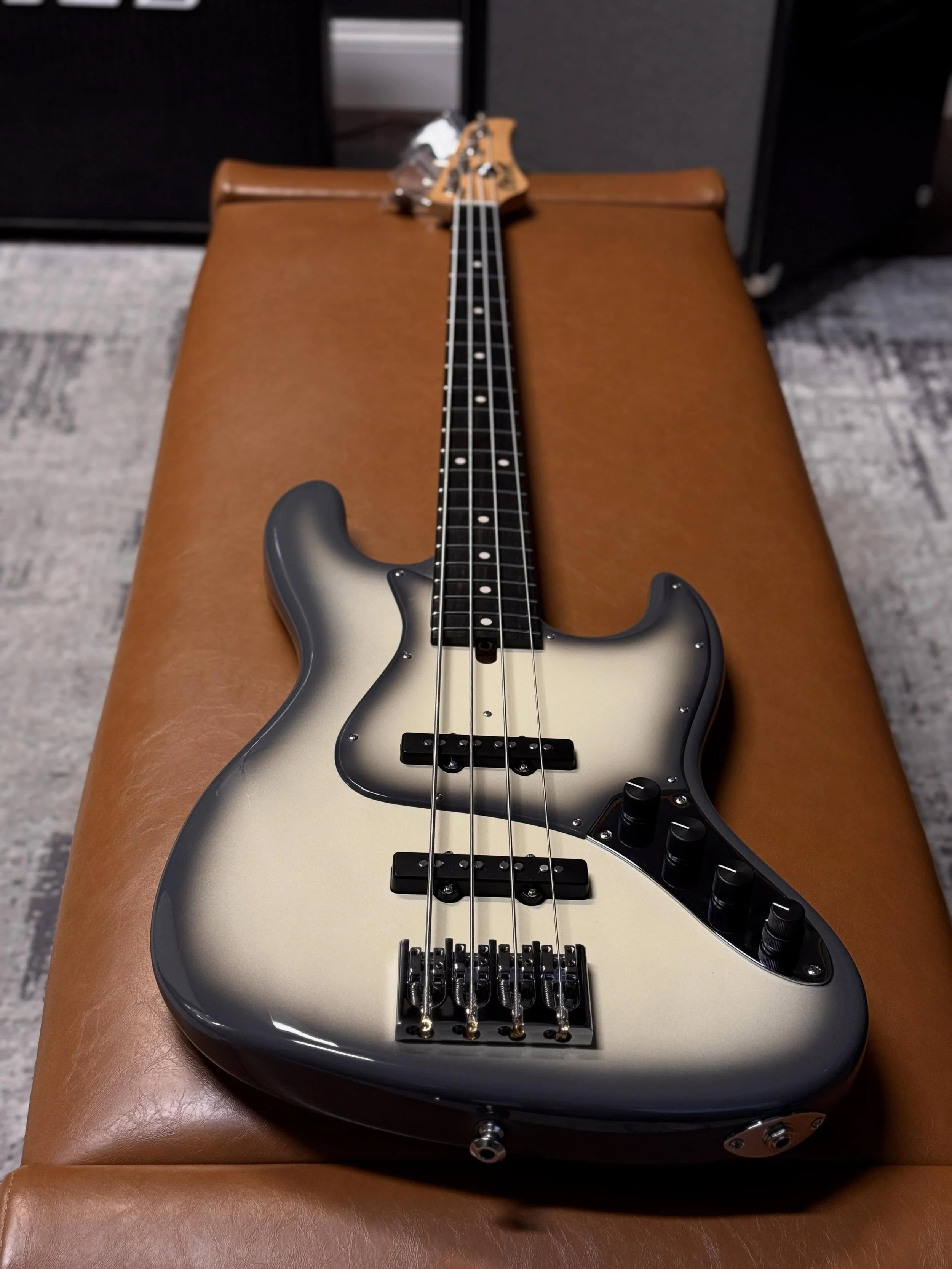 Got another beauty for the showroom. Finishing up this Smokey Antigua M4V 🩶🩶🤍🤍🔥🔥 Alder Body. Quartersawn 1A Flamed Maple Neck with Ebony Fretboard. Mike Lull Hand-Wound Jazz Pickups. Trickfish IPA Preamp (2-Band). Absolutely insane. 

(Availabl
