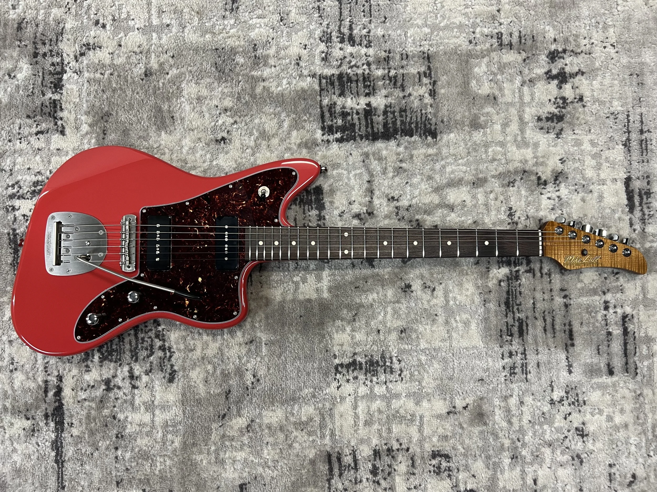 Mike Lull Custom Guitars