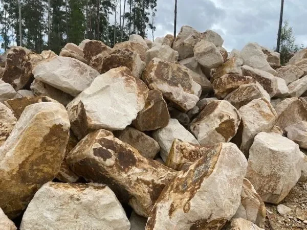 armour-rock-400mm-600mm-600x450.webp