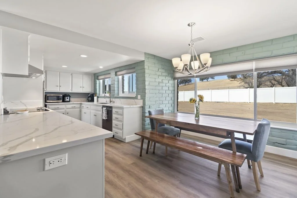 Mabee_Dining Room2.jpg