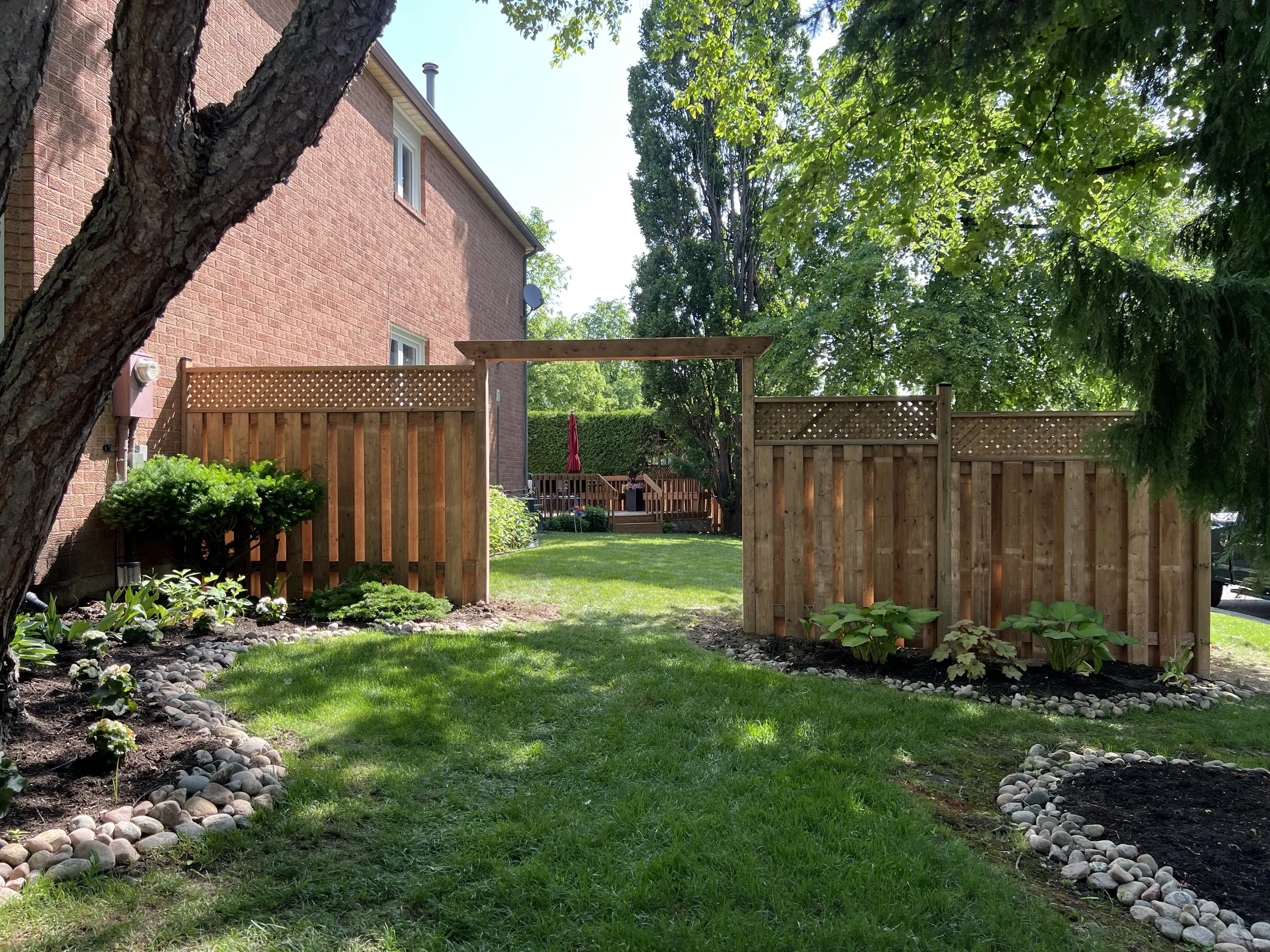 NICE VAUGHN FENCE 2.jpeg