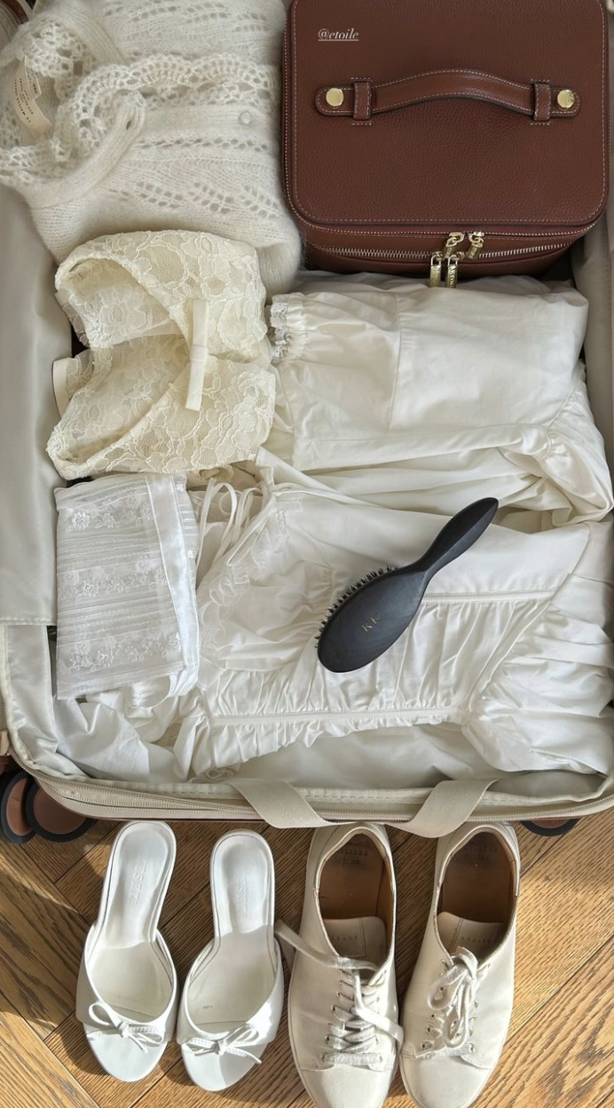 Pack Smarter, Style Better: 3 Ways to Maximize Your Wardrobe While Traveling