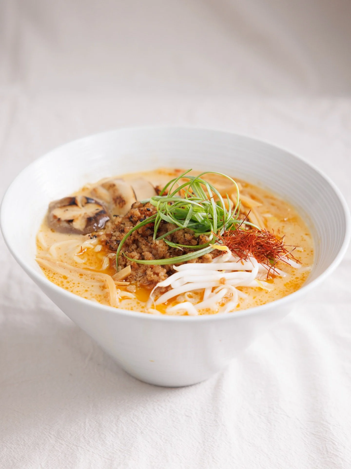 That golden broth hit different. ground pork, king oyster mushroom, bean sprouts, and just enough heat to make you sweat a little. 🌶️🍜 #porkmiso

🍜 Craft Ramen &amp; Hibachi Fried Rice
📍 4211 E Willow St, Long Beach, CA 
⏰ Open 11:30 AM &ndash; 1