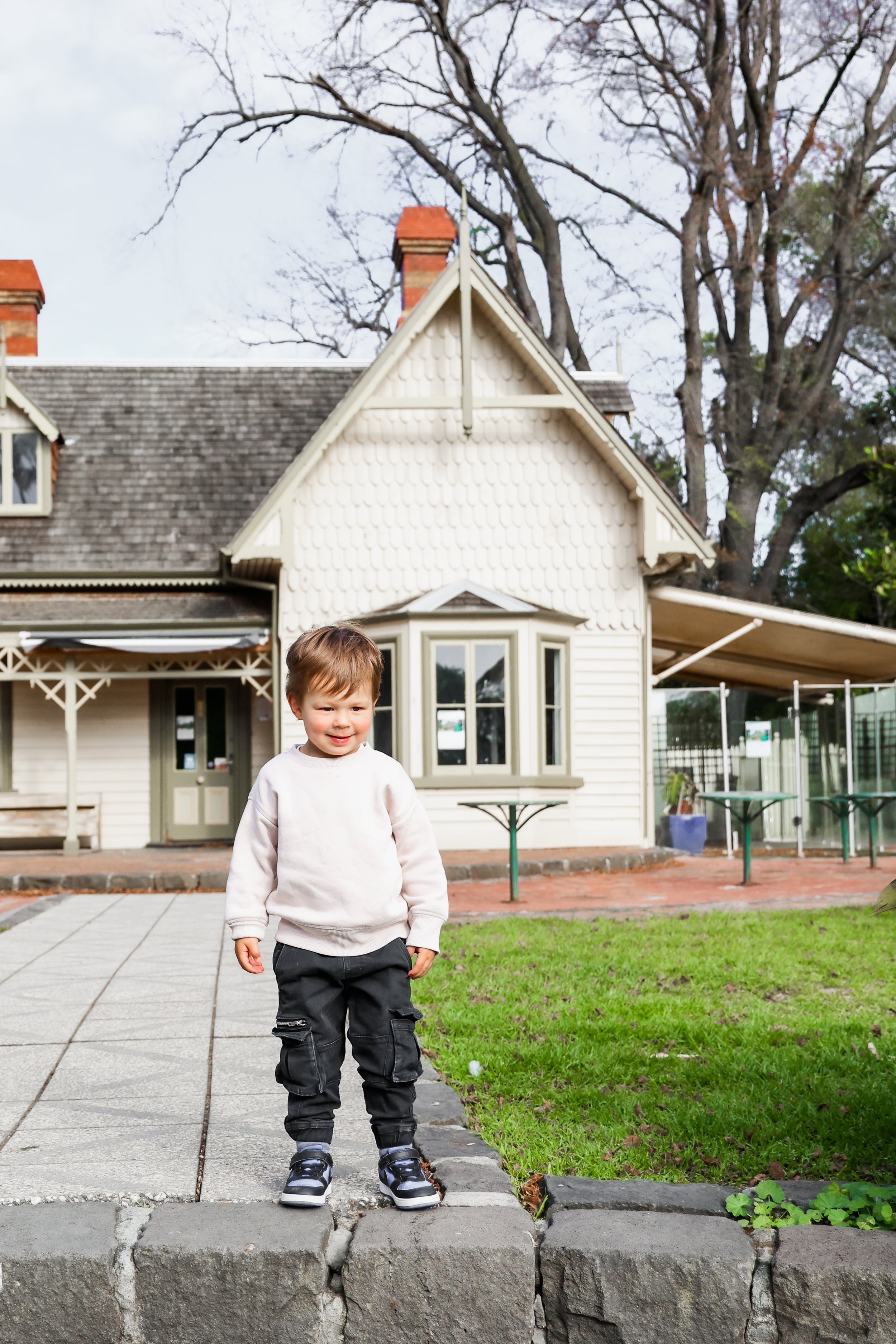 Queens Park Moonee Ponds Mini Sessions Melbourne Family Photography Relaxed Candid Natural Portraits Kids Portraits Glenroy North West Photographer