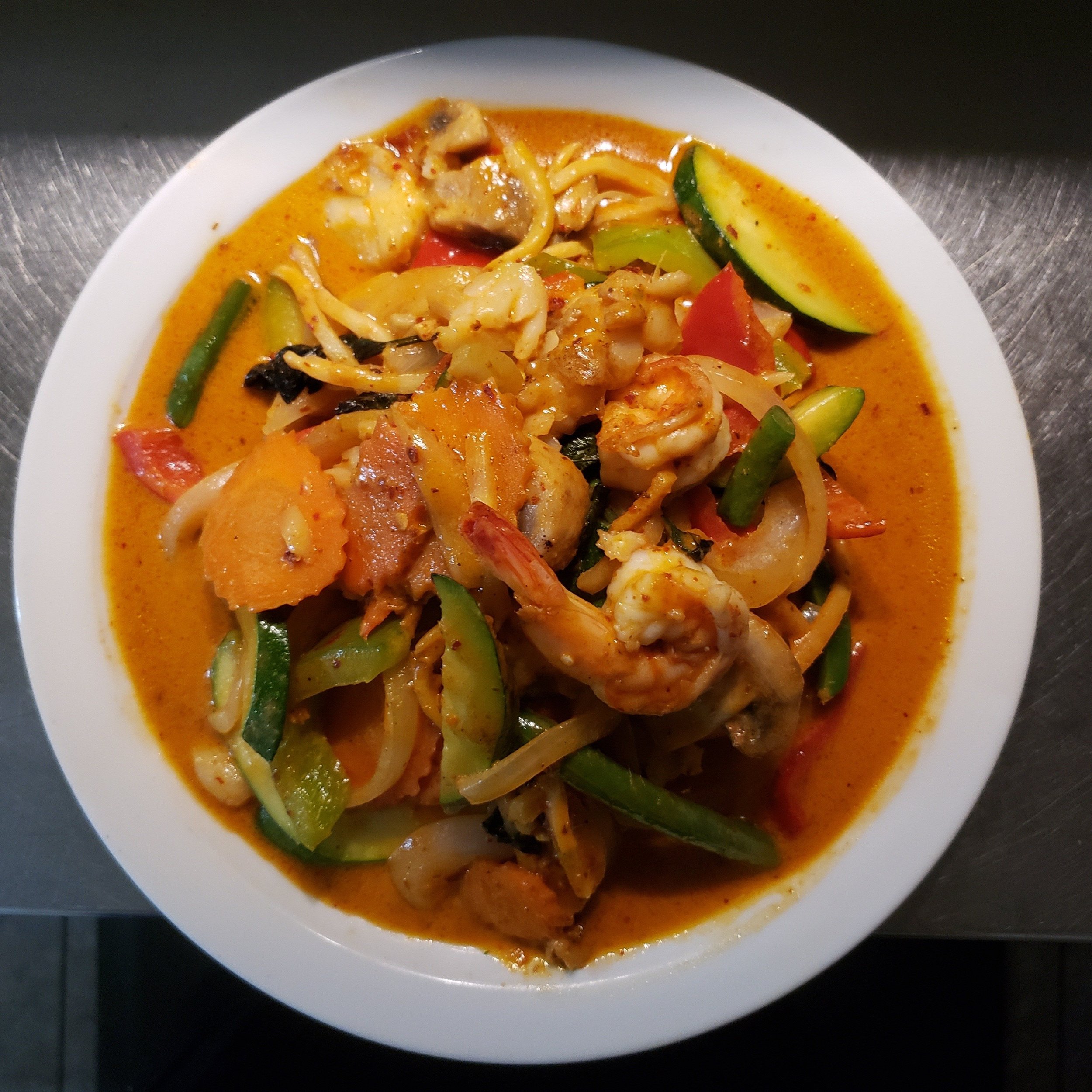 Basil Curry Seafood.jpg
