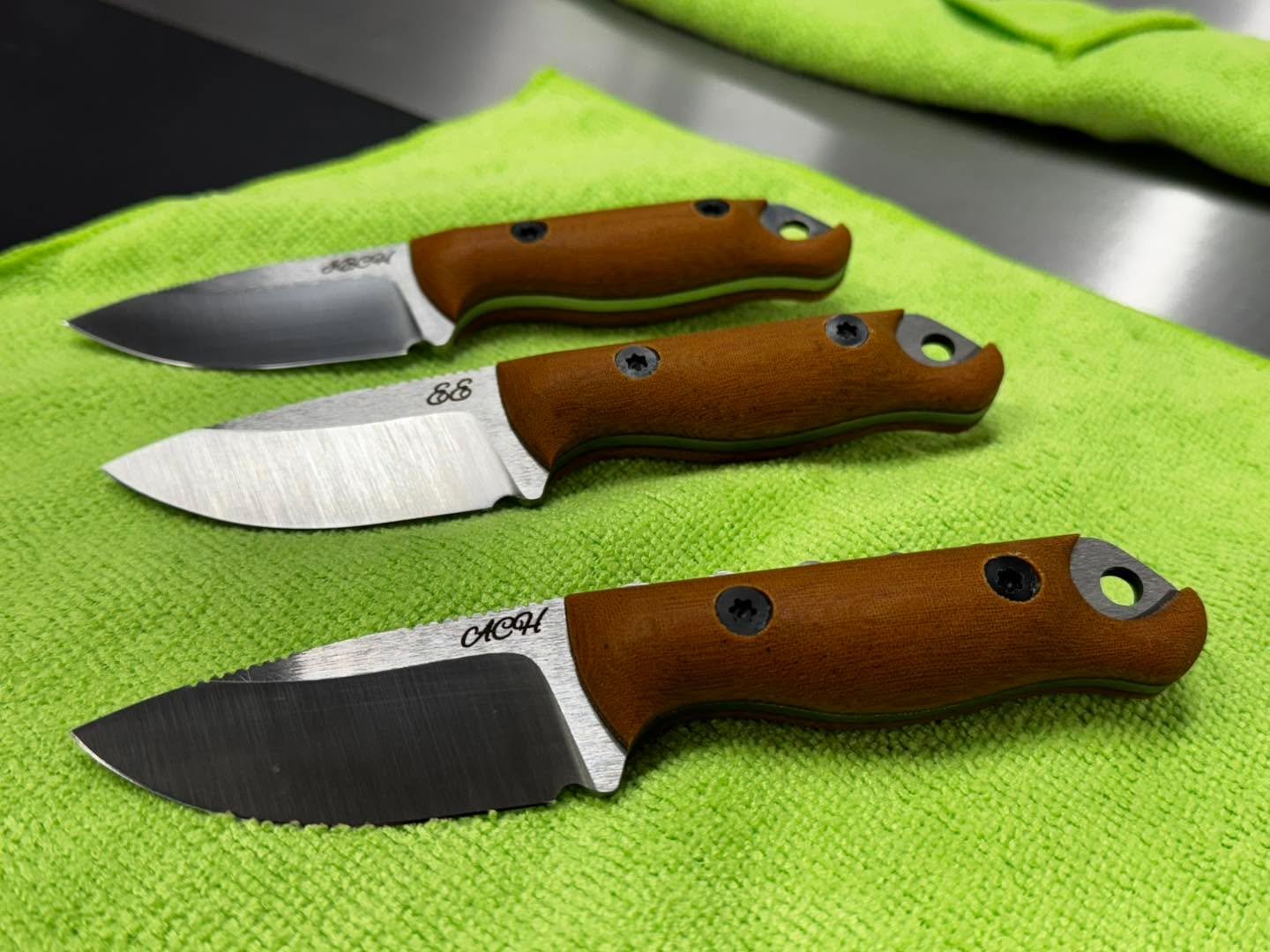 Something a little different for me, but still a lot of fun making these! The customer wanted matching knives for their family, each personalized with the recipients initials. 

AEB-L
61 HRC
Vintage Linen Micarta Handle