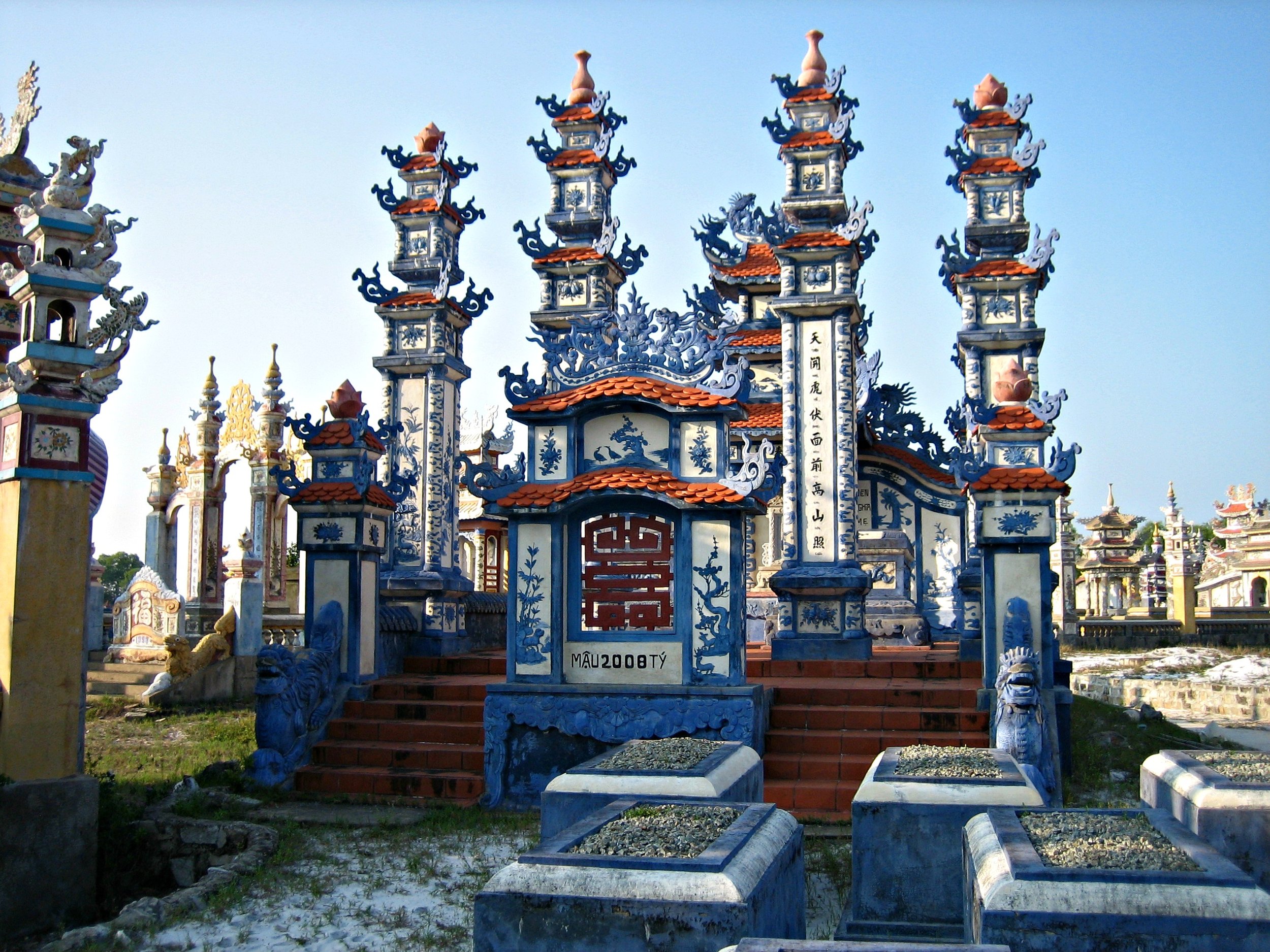 An_Bang_Village_Cemetery_04.jpg