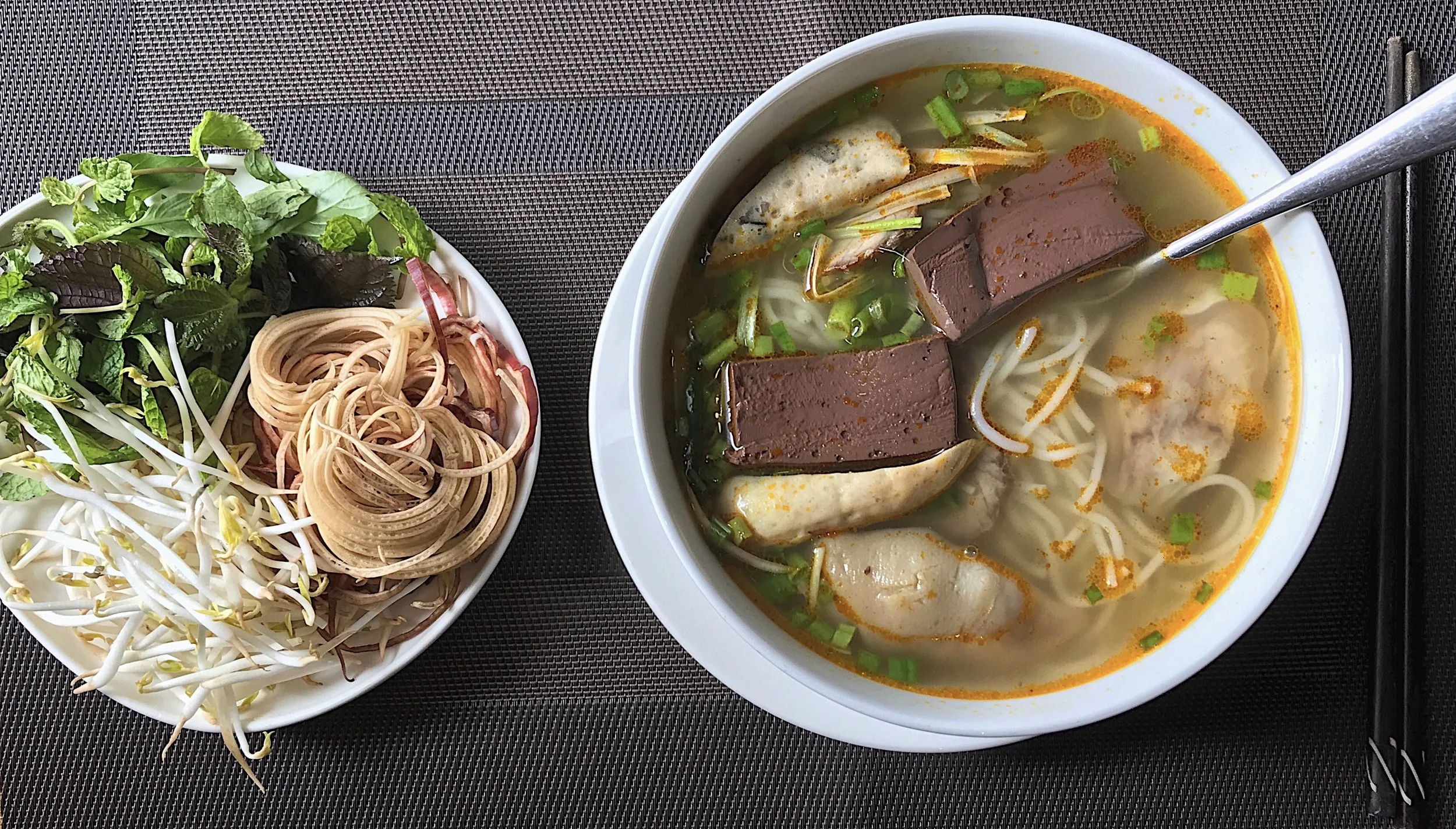 Bún_bò_Huế_minh28397.jpg