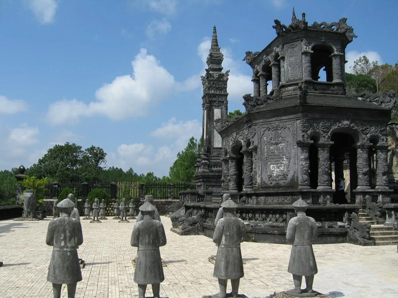 1 Day -  Hue City Deluxe Small Group Tour