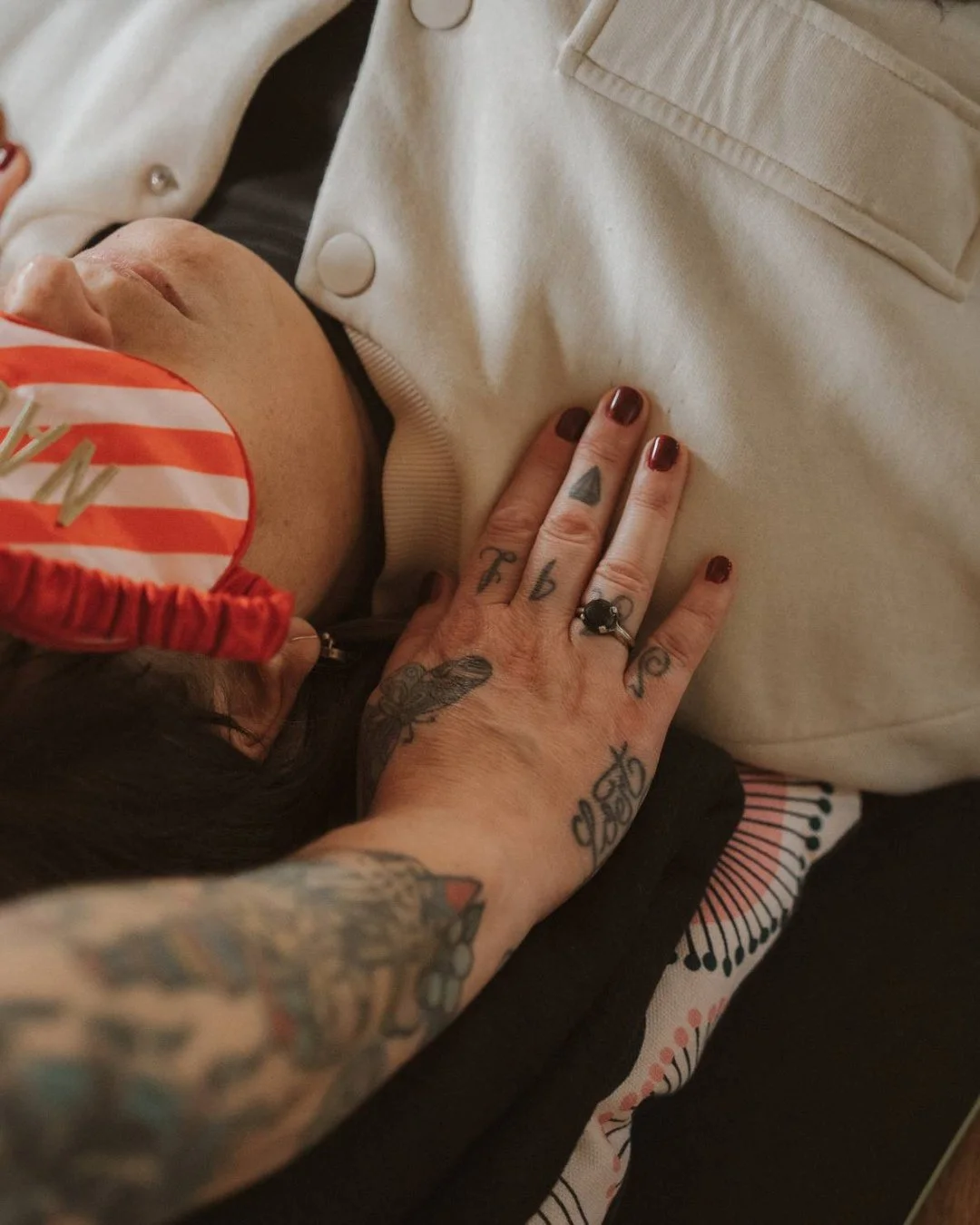 If you&rsquo;ve ever had a session with me or attended one of my healing events, you&rsquo;ve probably noticed I always begin by placing my hands gently on your shoulders. This isn&rsquo;t random; there&rsquo;s intention behind every touch.⁠
⁠
🌀 Fir