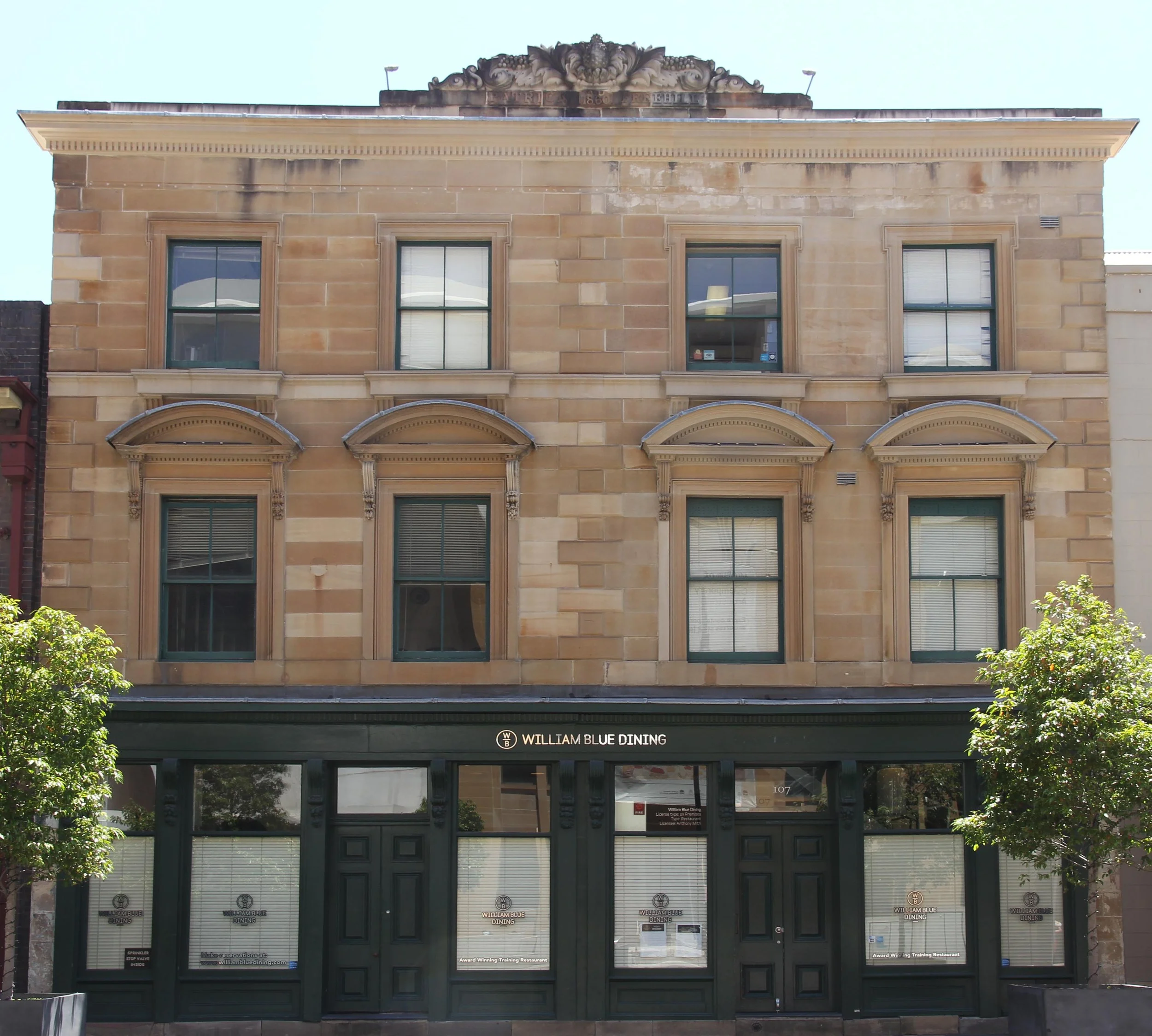 107-109_George_Street,_The_Rocks.jpg