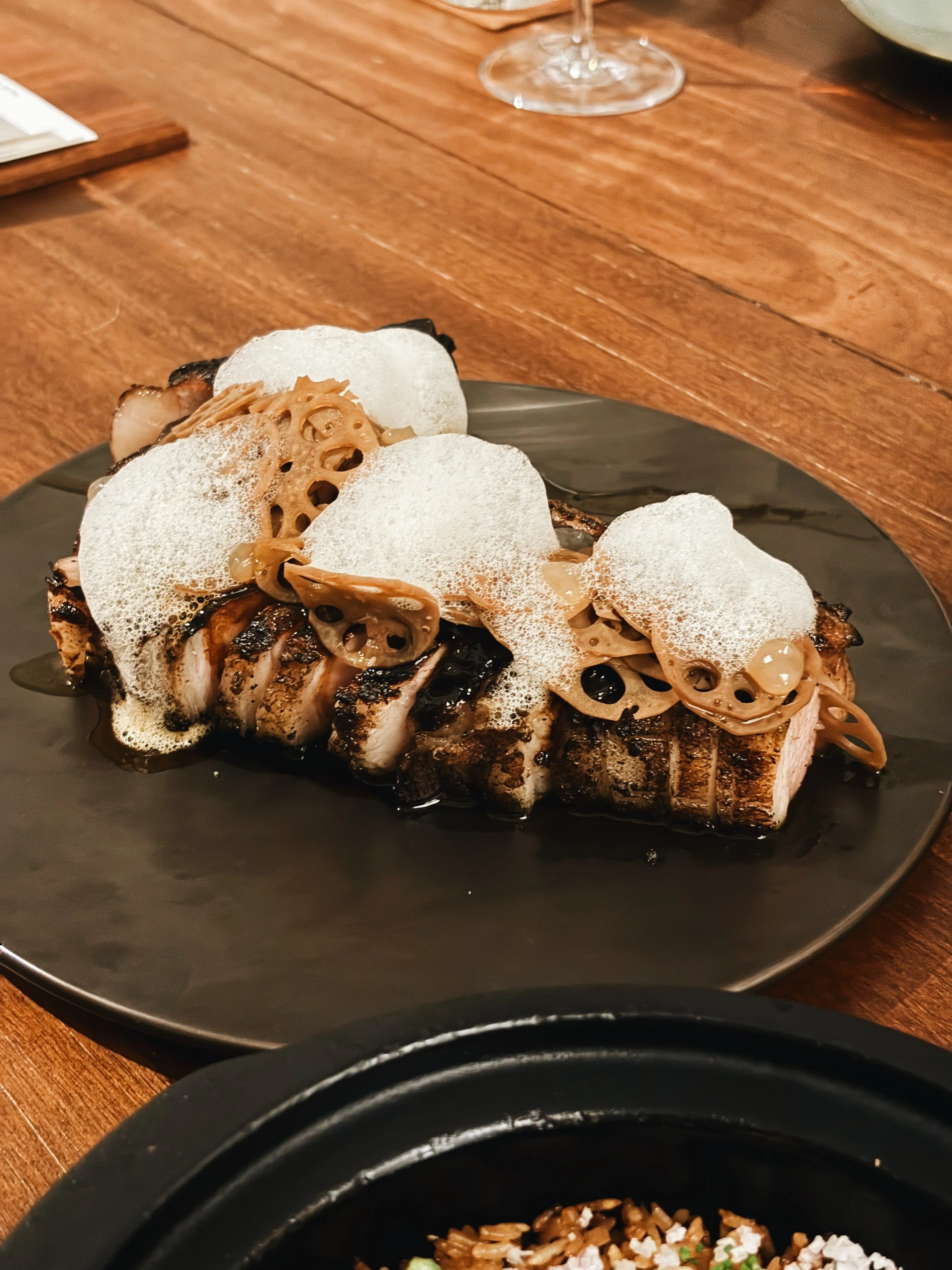 Communal Table by Gēn