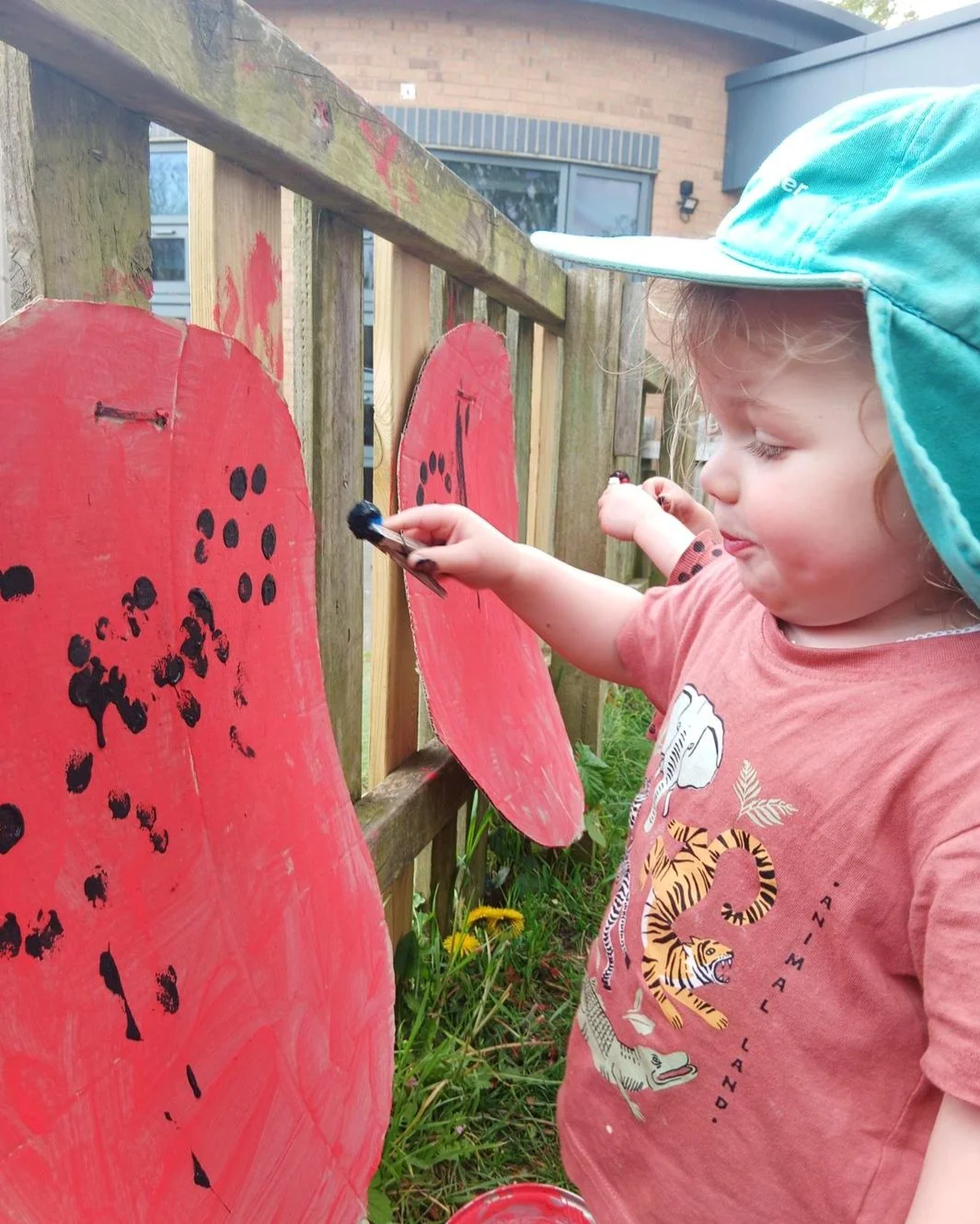It's ladybird season 🐞

The Acomb Investigators painted GIANT ladybirds! The children absolutely loved getting messy with red paint outside, using paintbrushes (and their hands) to decorate the ladybirds. They talked about the colour red, sang the l