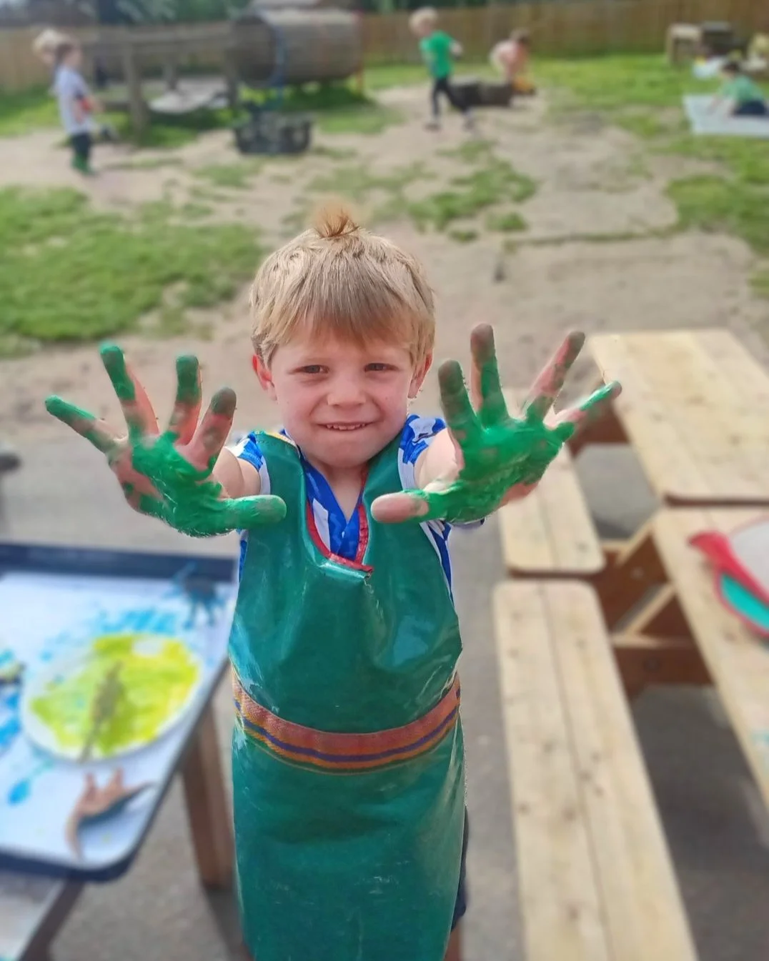 The Stamford Bridge Trailblazers have been exploring Dinosaurs 🦕🦖

The children had lots of fun getting creative with dinosaur themed craft activities! The children used their creativity and imagination to build their own dinosaur masks with a vari