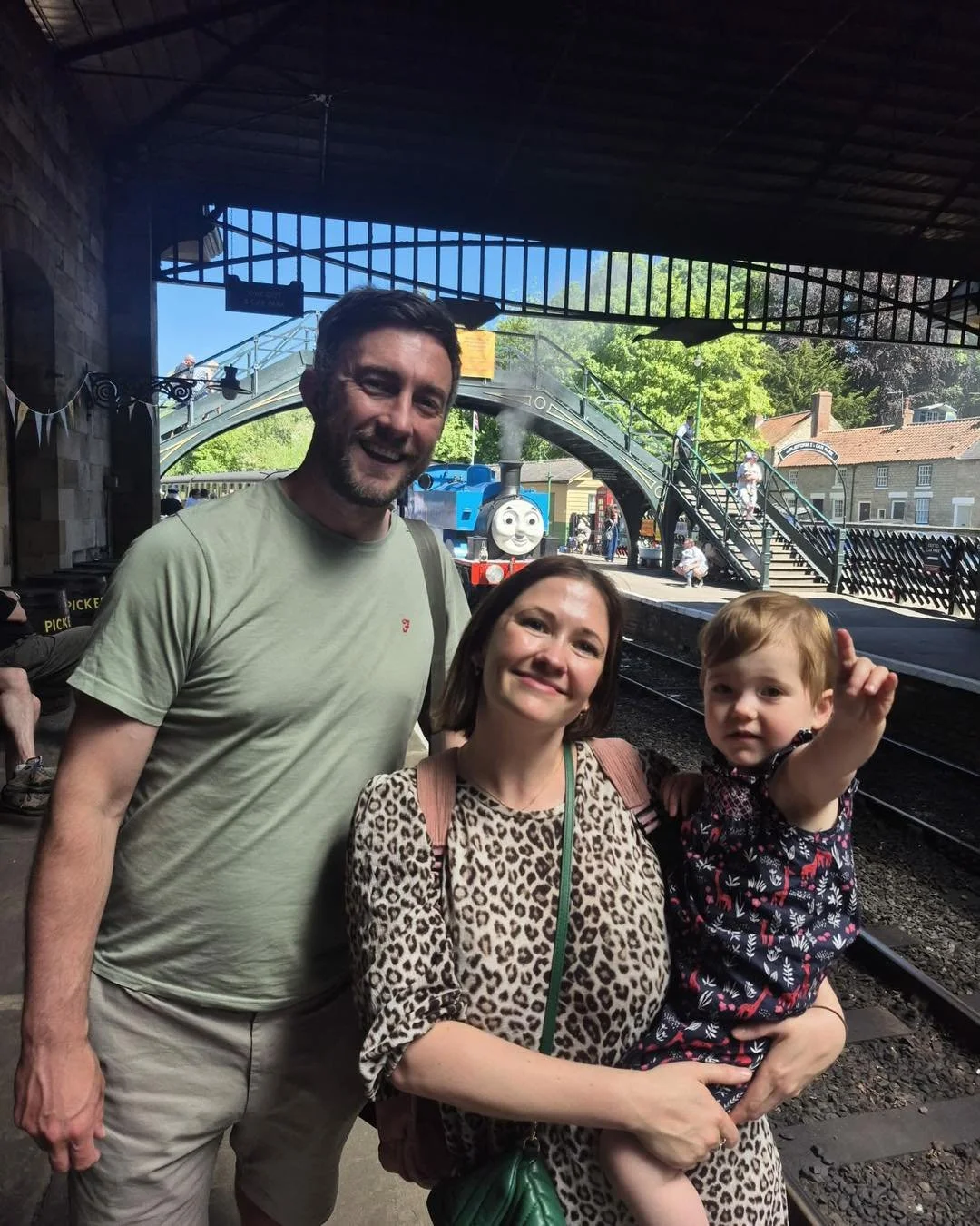 At Muddy Boots we LOVE giving our families great days out 🌱☀️

Our latest competition with @northyorkshiremoorsrailway  gave competition winner Sarah and her family a fantastic trip this Half Term for A Day Out With Thomas. We&rsquo;re so glad to se