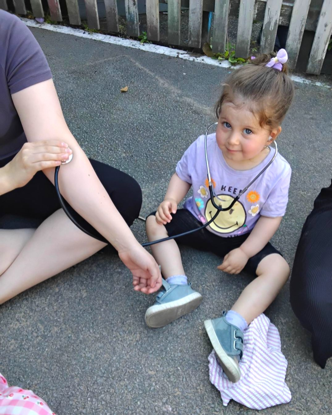 Recently, the Gildersome Investigators and Trailblazers had a special visit from a nurse 👩⚕️

A parent at Gildersome spoke to the children about her job as a nurse, as the children have been looking at people who help us! The children were full of e