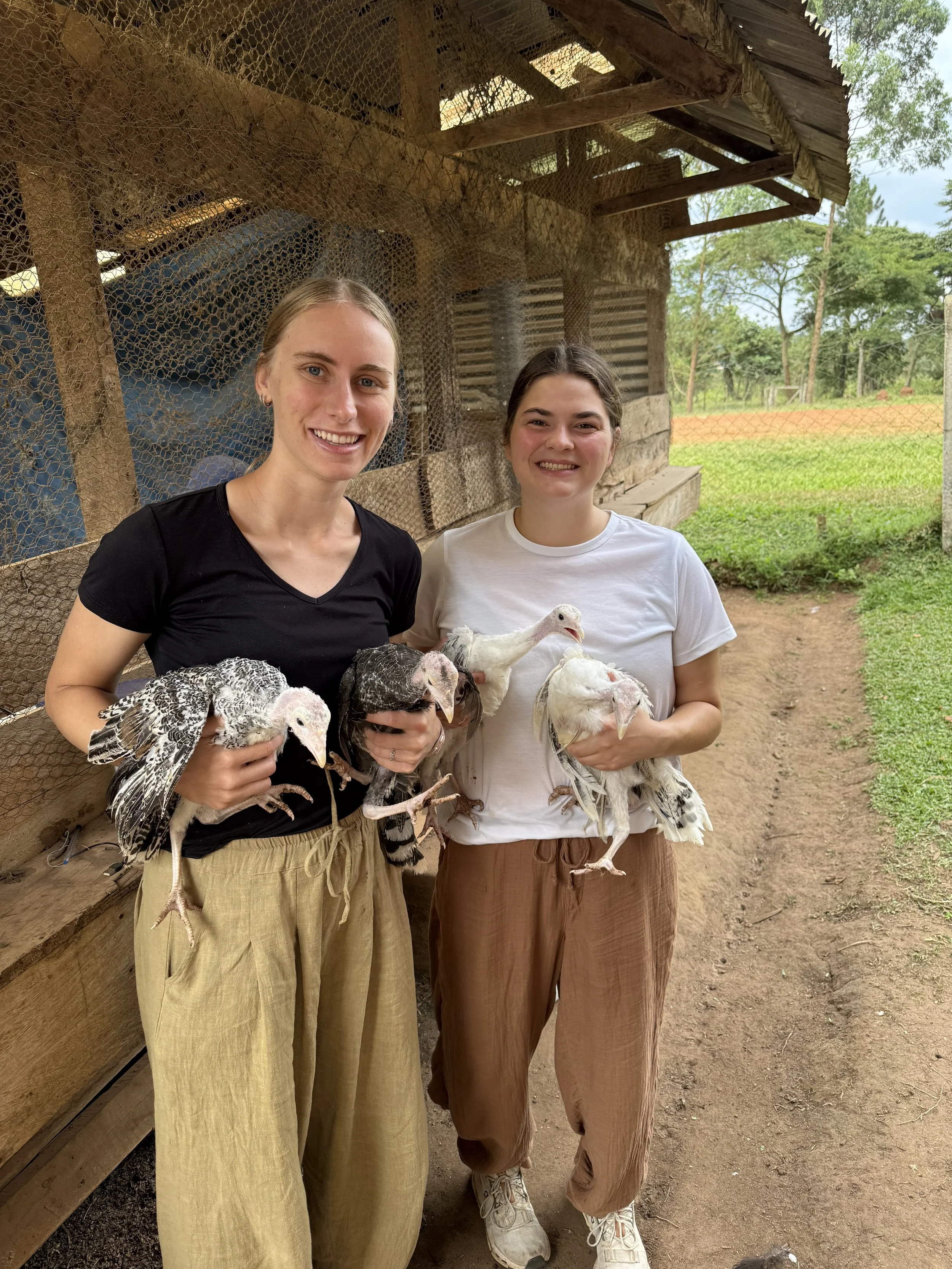 Field of Hope Fellows Volunteer at Gem Village