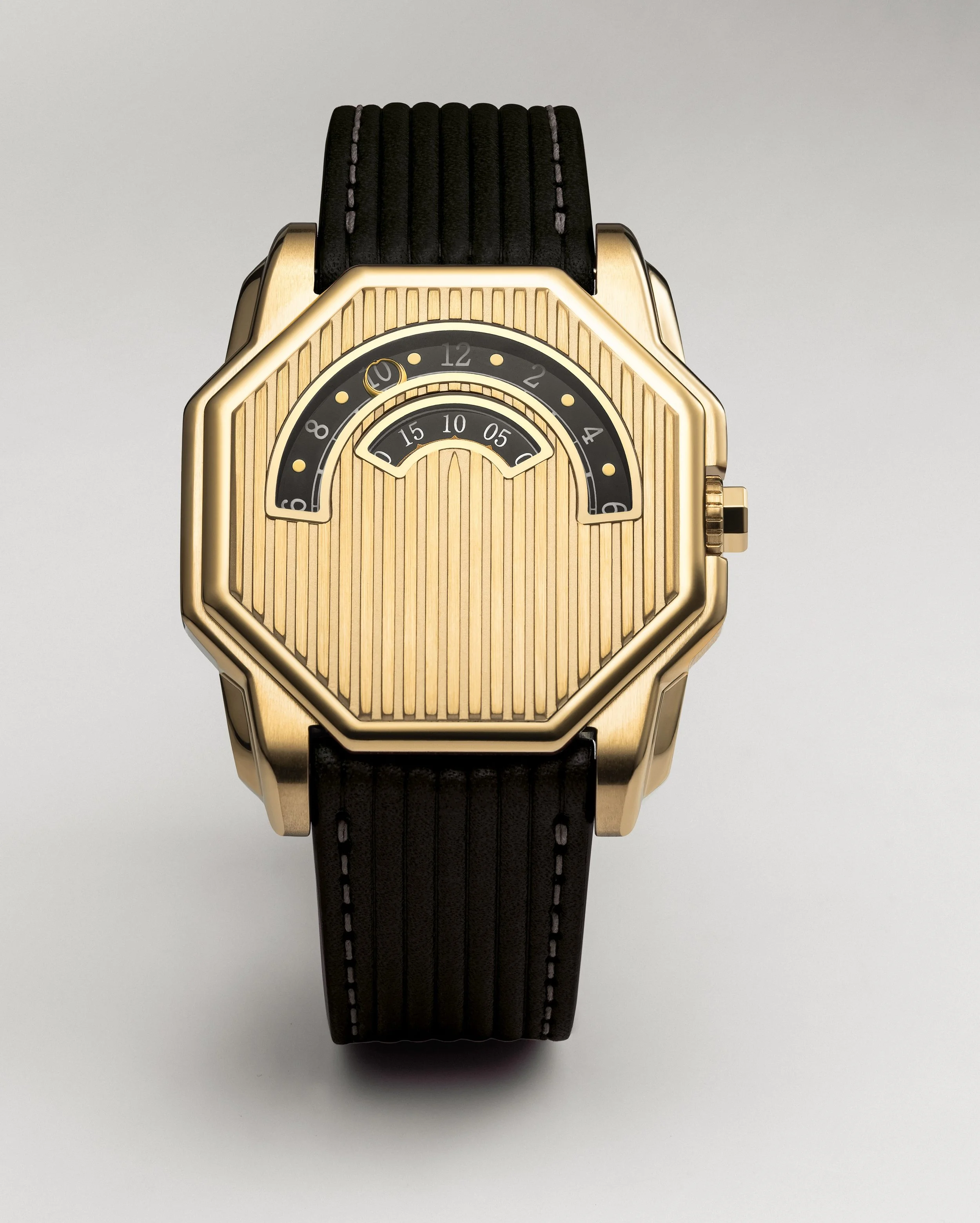 Beda’a Angles Guichets: A Poetic 24-Hour Display Inspired by Sun and Moon