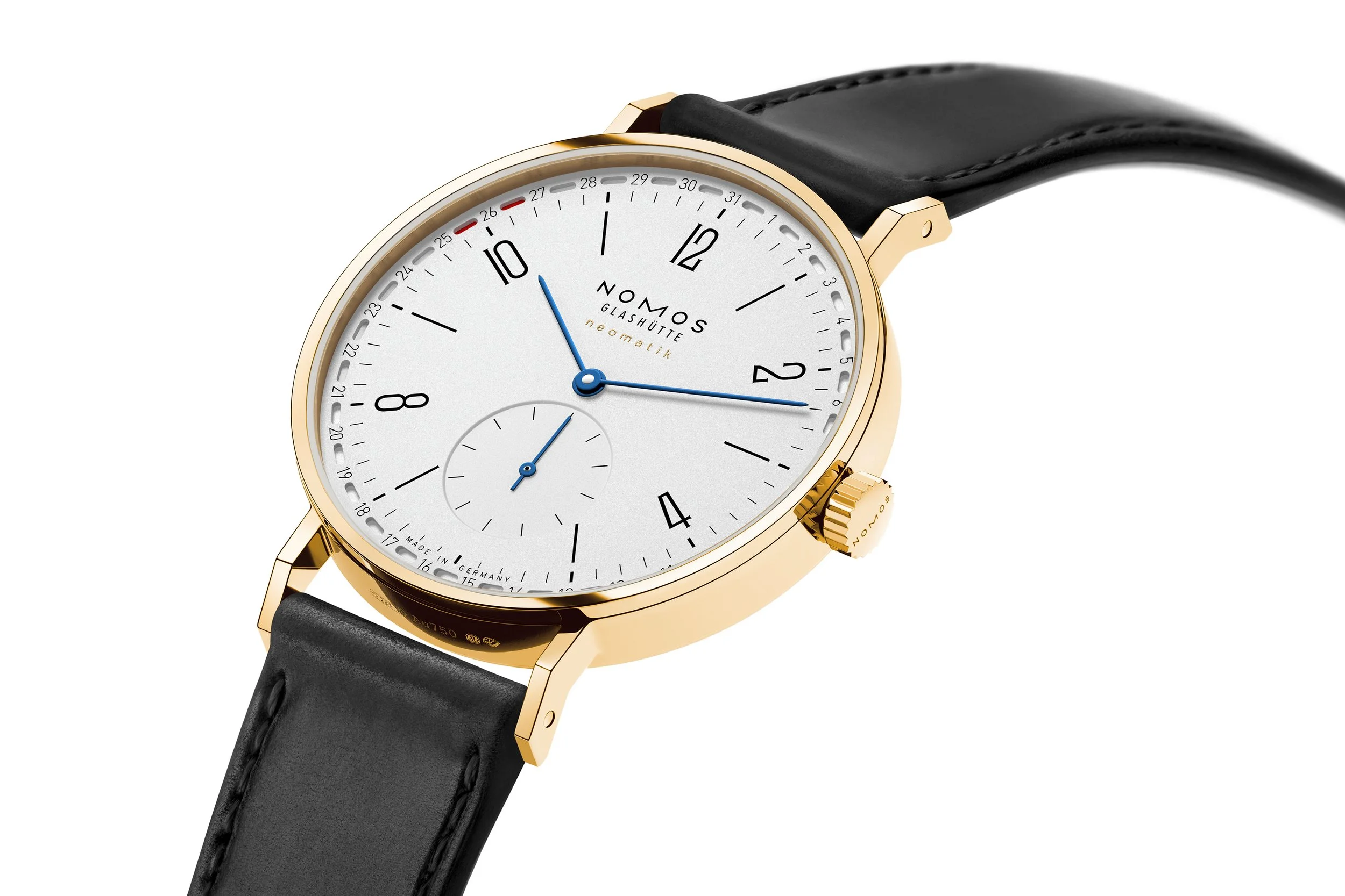 06_NOMOSGlashuette_0195_Tangente_gold_neomatik_38_Update_3543x2362px.jpg