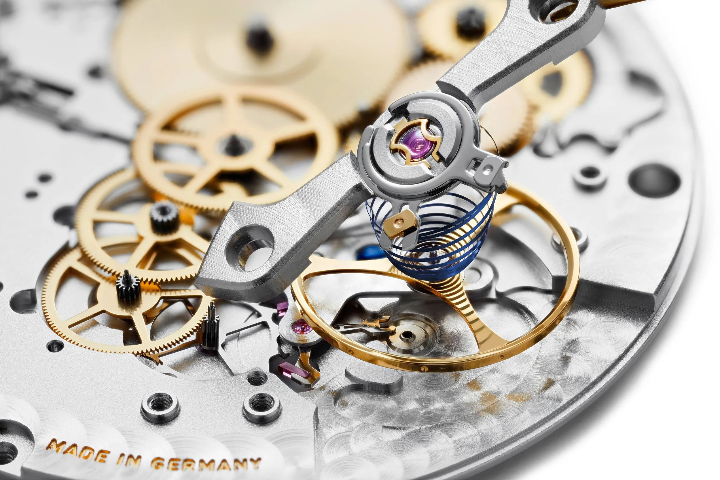07_nomosglashuette_caliber_DUW_6101_assemply.jpg