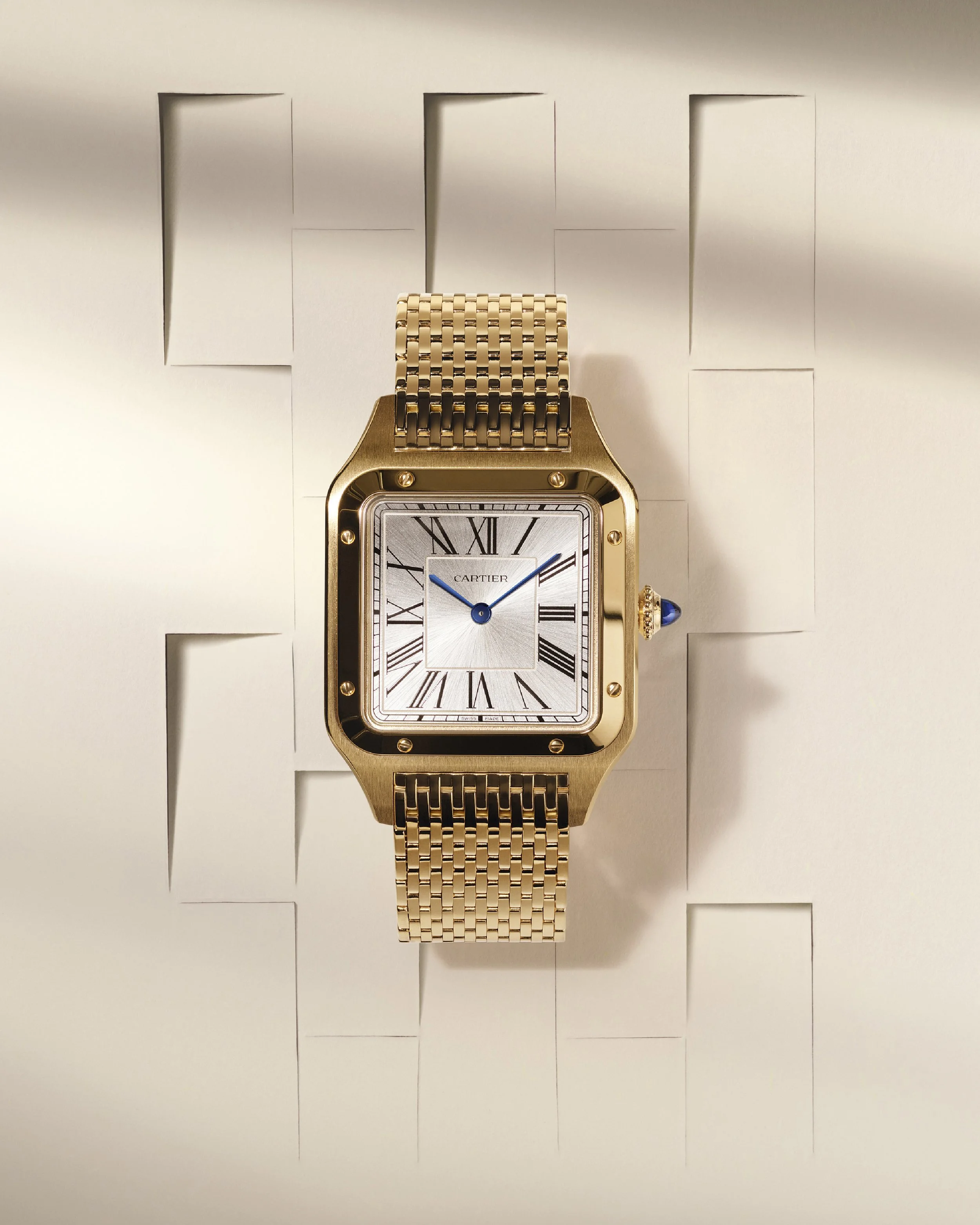 Santos-Dumont: A Legacy of Innovation, Reimagined in Gold and Obsidian