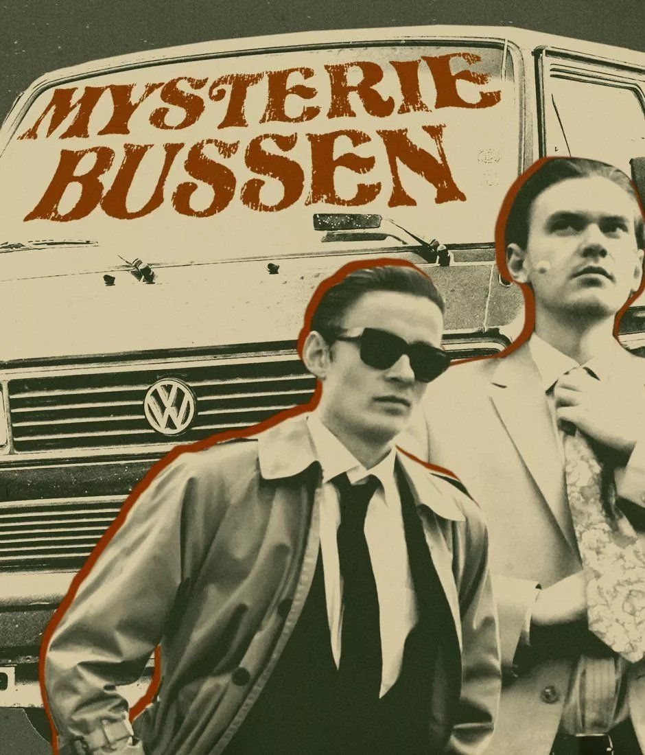 "Mysteriebussen" - En podcastserie hvor to unge mænd tager på mysteriejagt i Sønderborg. De leder efter Den Hvide Dame, får røverhistorier fra L:Ron:Harald og fortællinger fra "Æ Sprittes" storhedstid. Jeg har post-tilrettelagt og produceret serien.