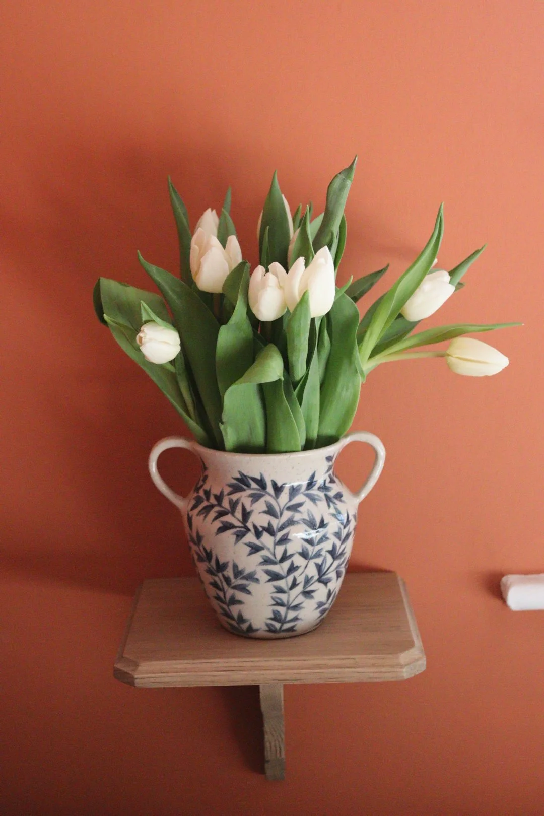 Leaf pattern handled vase