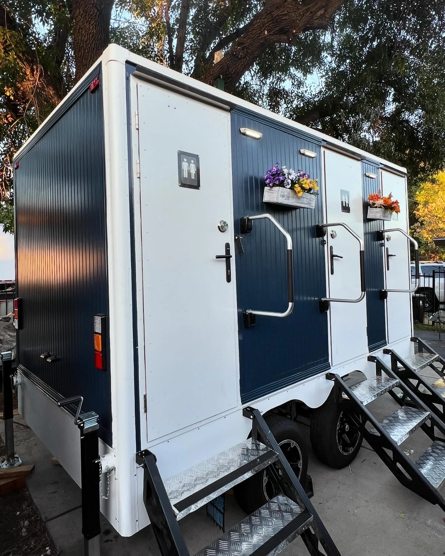 3 Stall Luxury Restroom Trailer