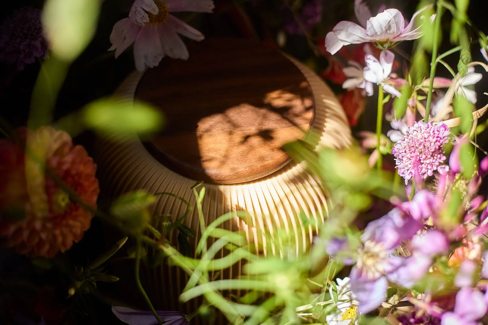 farvel-nesuto-nussbaum-blumen-quer-lo.jpg