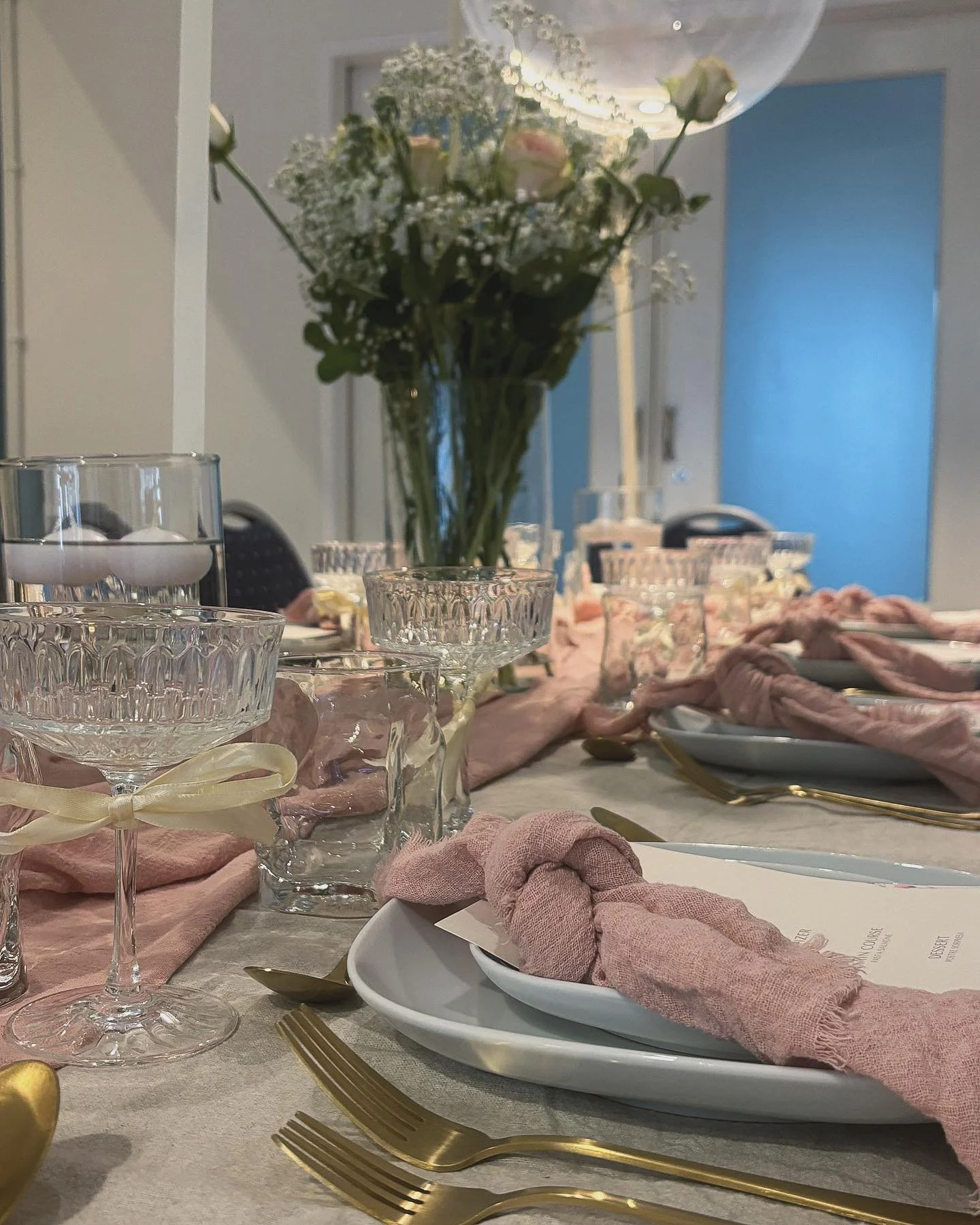 BIRTHDAY DINER 💓

#tabelstyling #styling #partystyling #diner #dinerparty #partytime #interior #interiorstyling #partyideas