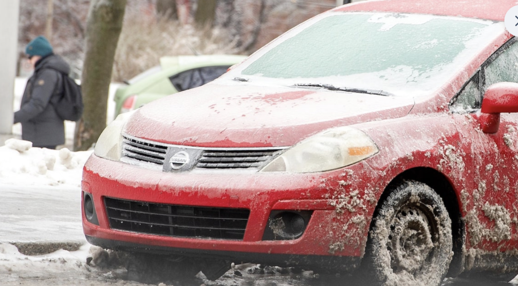 Assurance: comment réagir si le verglas vous cause des dommages