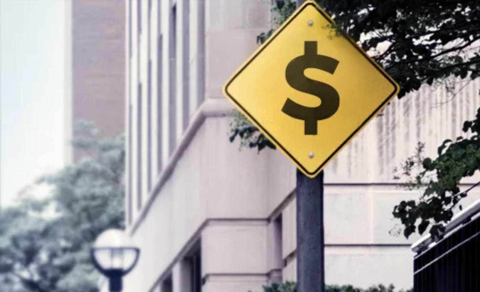 Le débat se poursuit sur les commissions en collectif