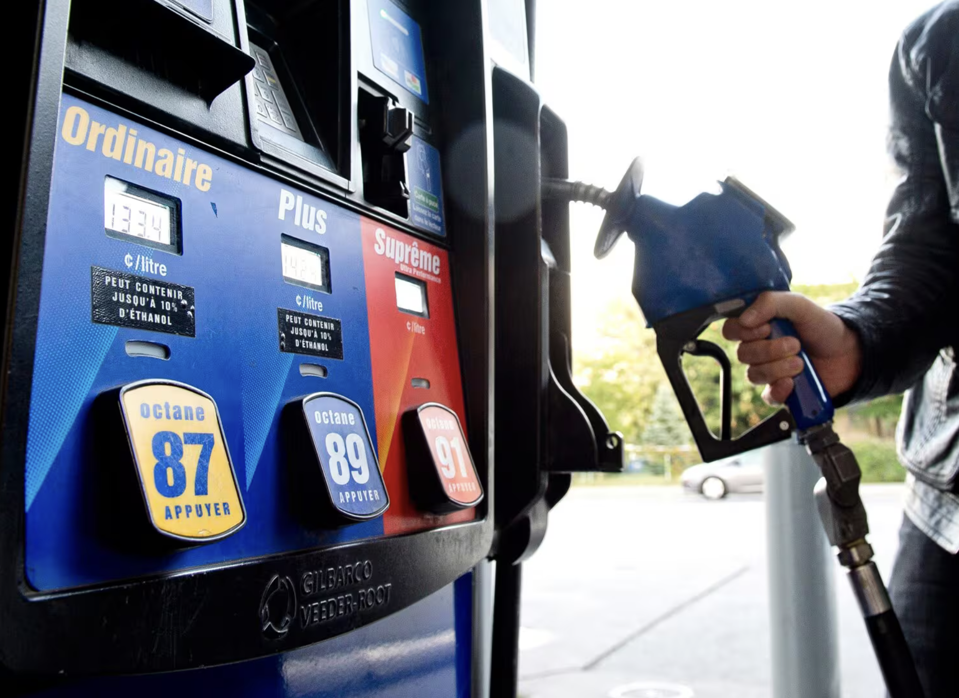 Exploiter les programmes de fidélité pour économiser sur l’essence