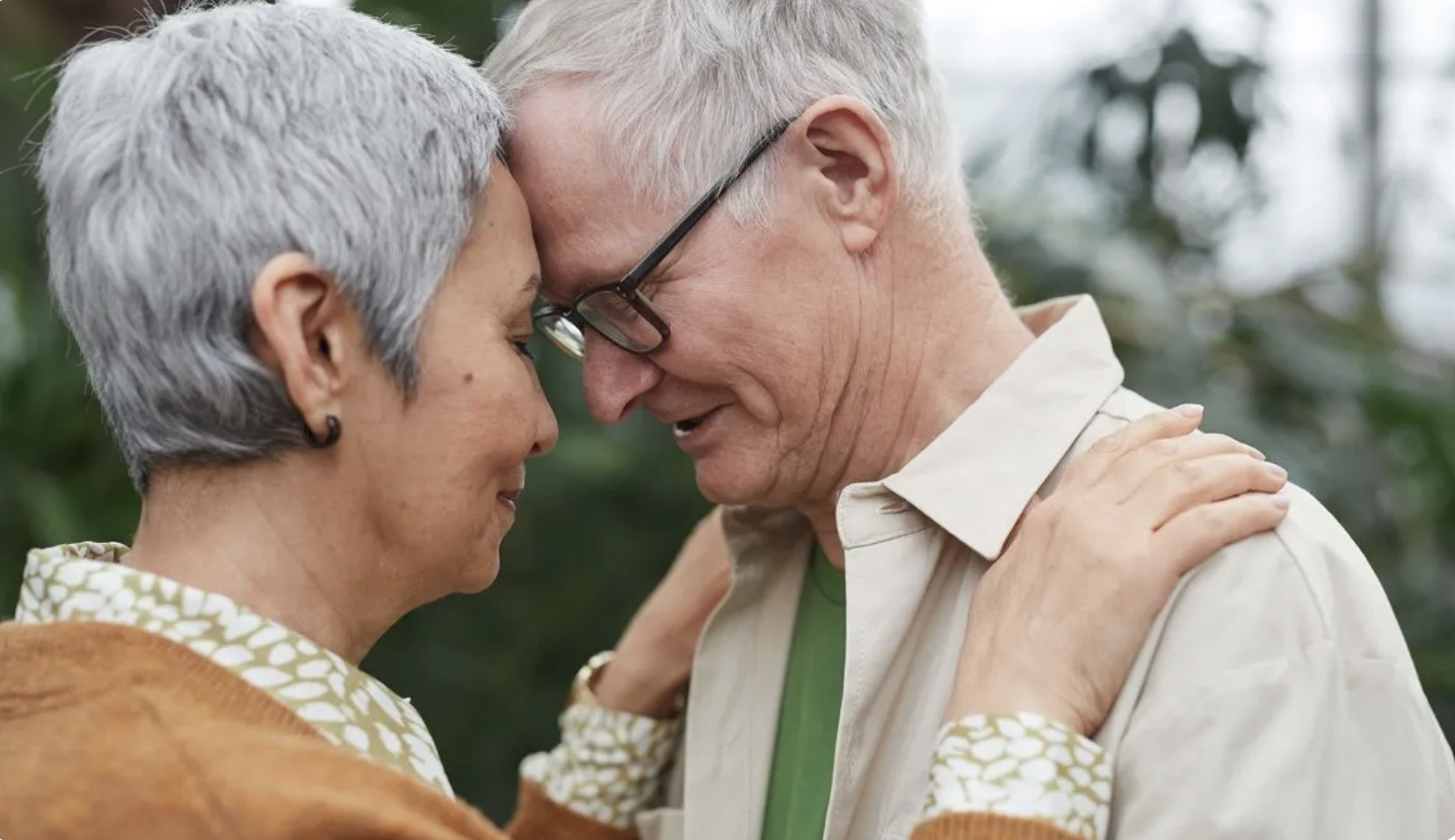 Se marier après 50 ans : une décision romantique… et financière!