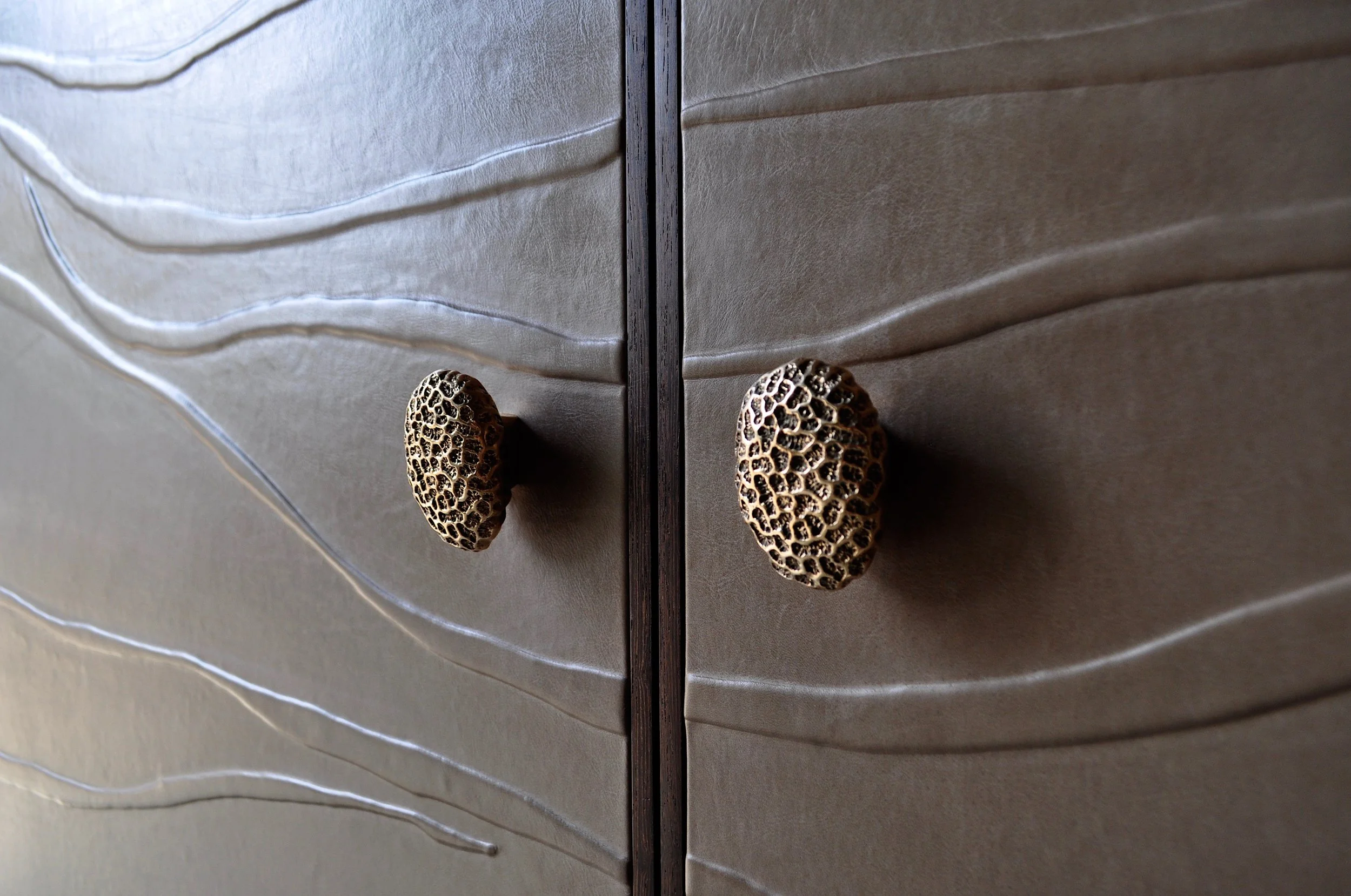 NB Milano, Decor, Mahe Cast Bronze Handle