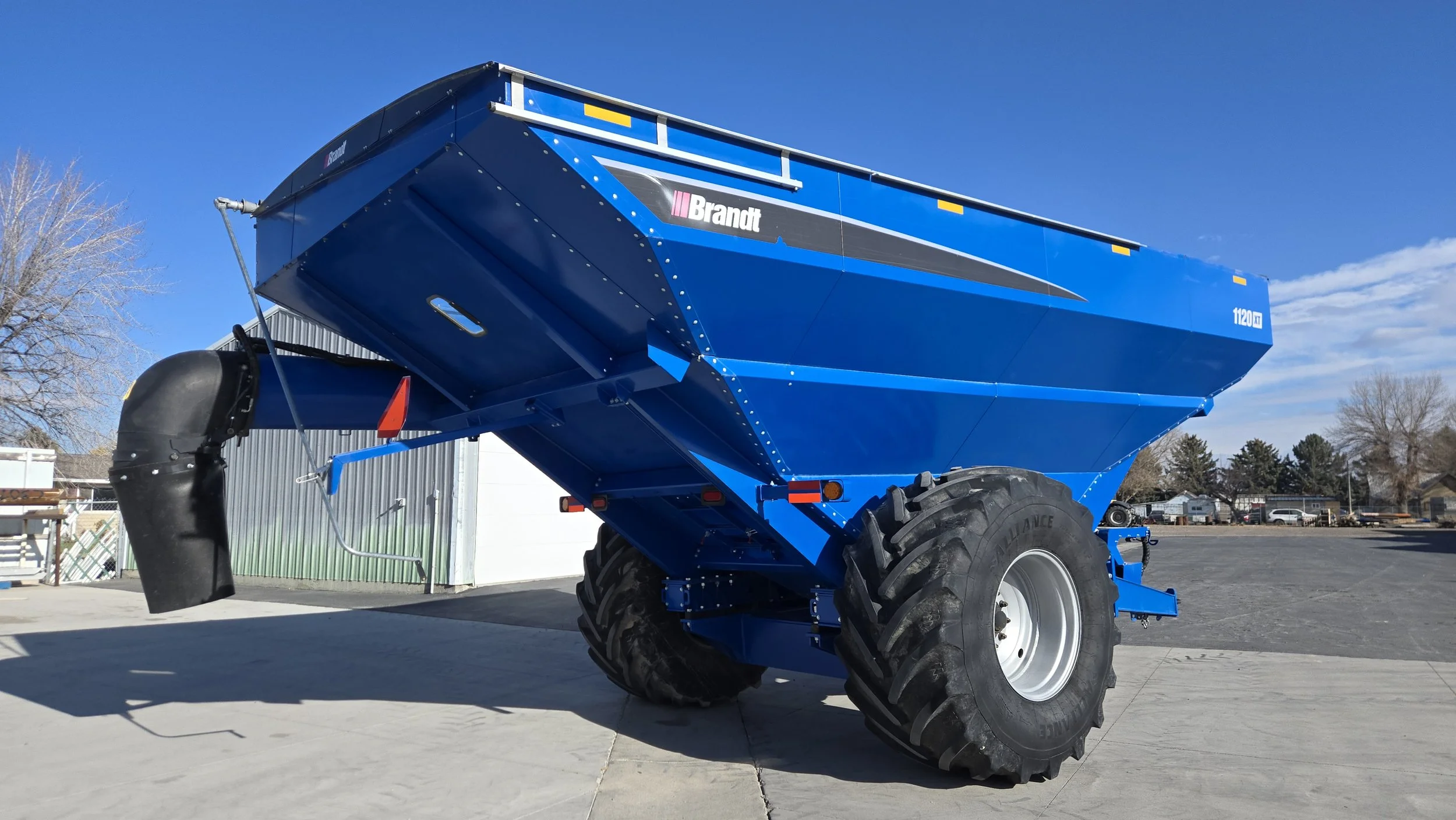 2023 Brandt 1120XR Grain Cart