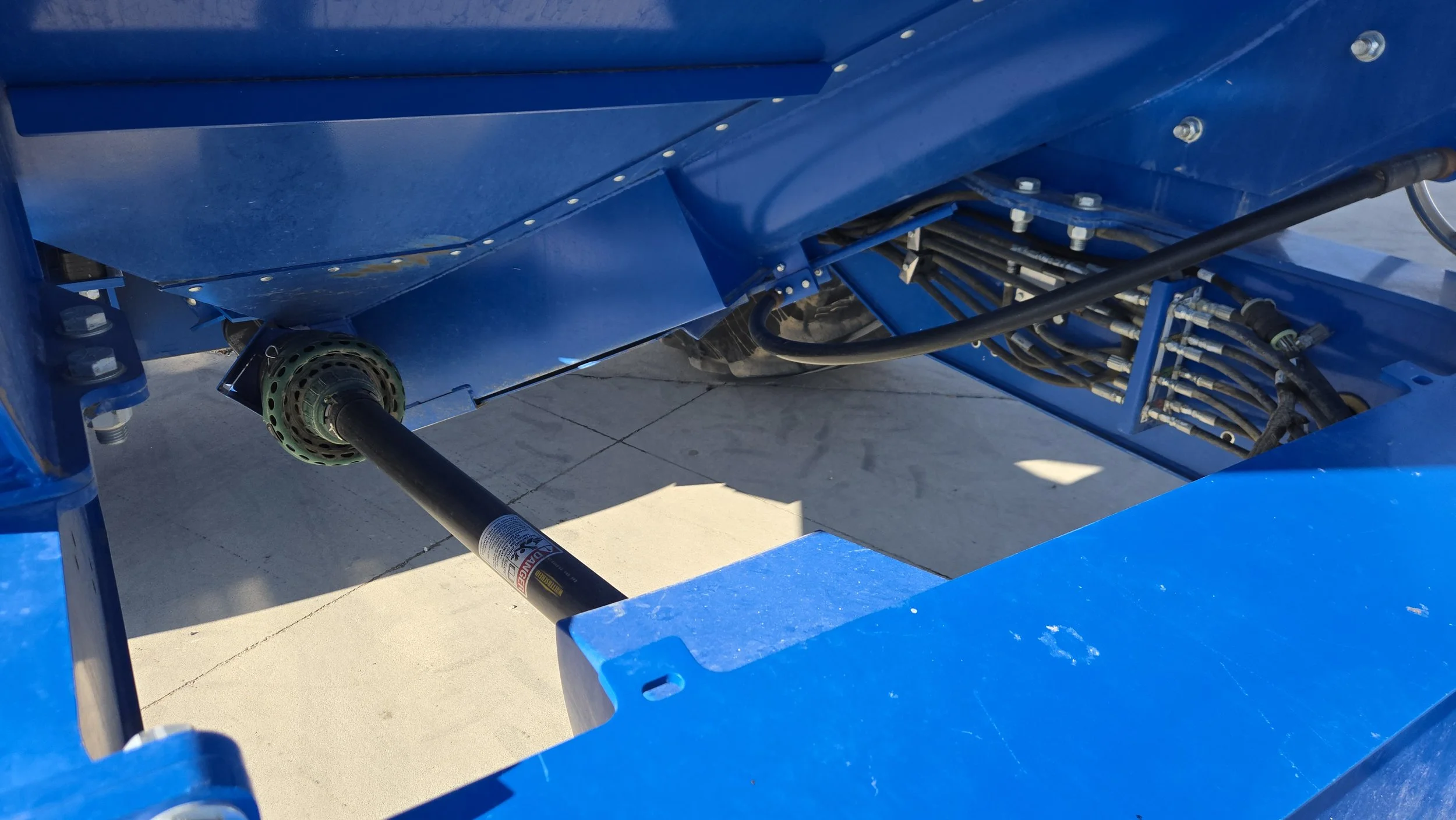 2023 Brandt 1120XR Grain Cart