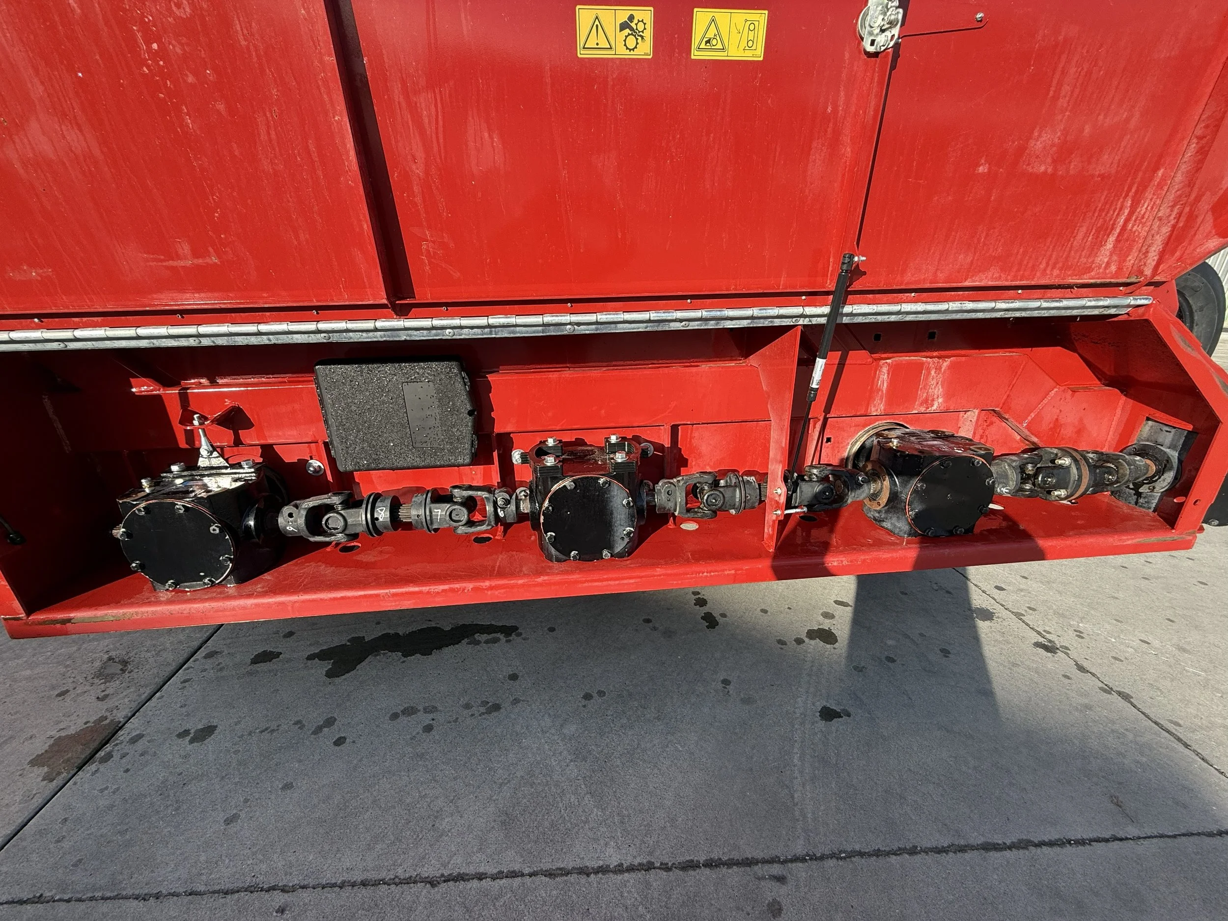 2022 Amity 3750 12 Row Defoliator
