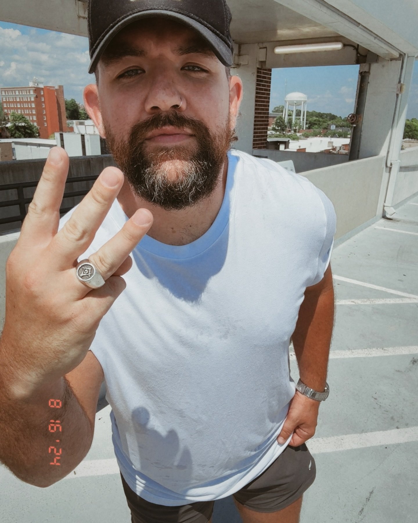 Have you streamed it yet?! Link in bio!!
#newmusic #country #countrymusic #nashville #nashvilletn