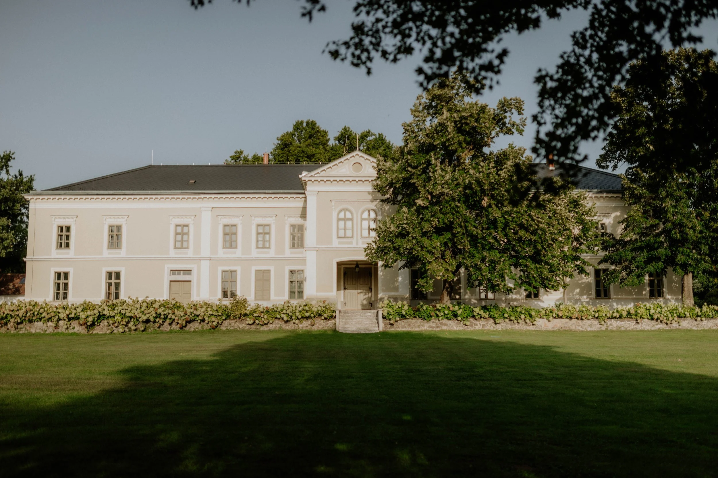 Téglási Degenfeld Kastély Esküvő - Esküvői helyszínajánló fotós szemmel