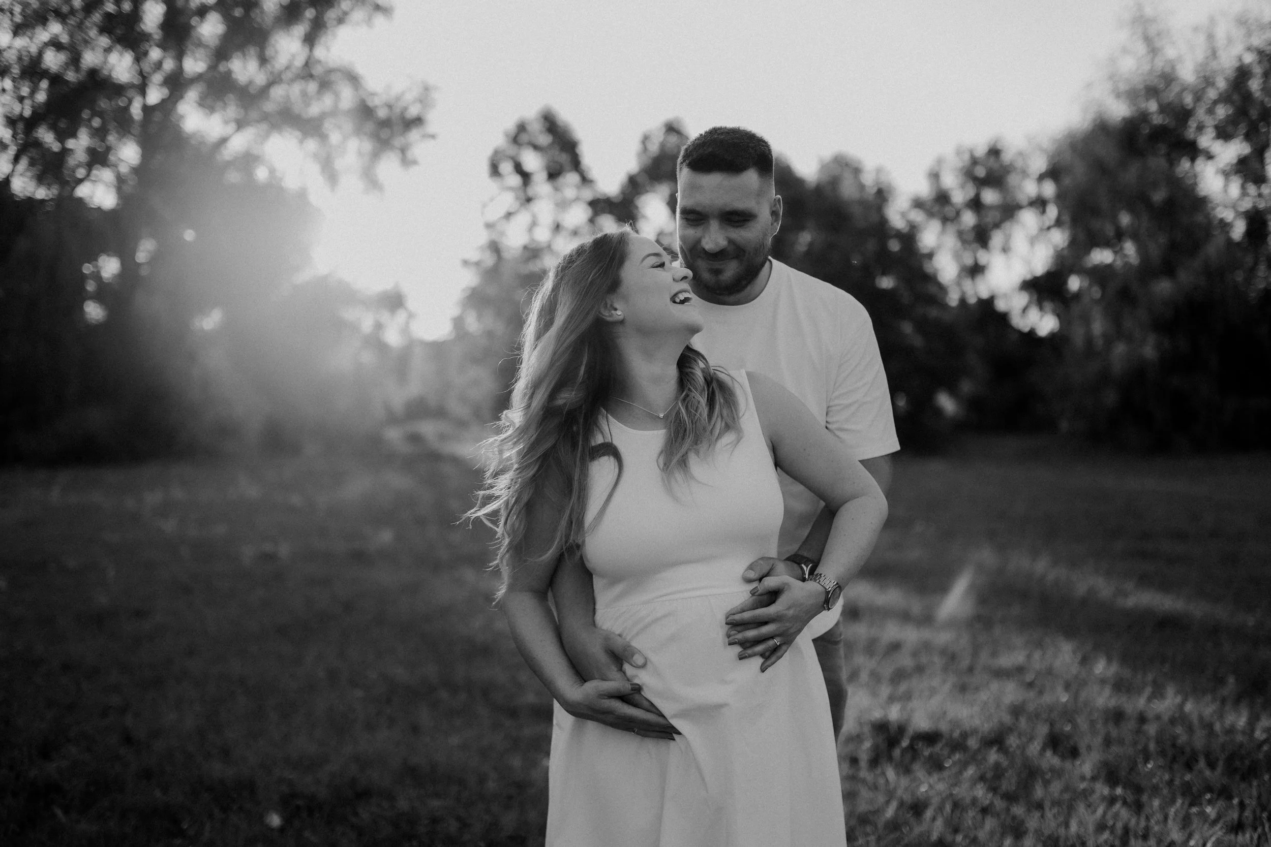 Kismama fotózás a Vekeri Tónál