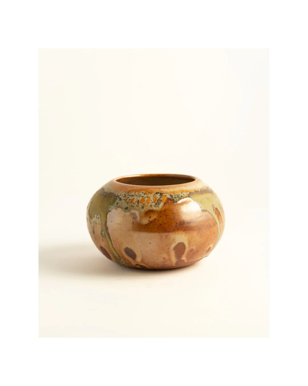 Meet three of the ceramic artists bringing their work to MADE: Jennifer Robin, Sanjana Singh, and Robert Boyer.
Join us for Mother Brook&rsquo;s annual pottery sale and discover work by more than 20 local artists, from one-of-a-kind pieces to deeply 