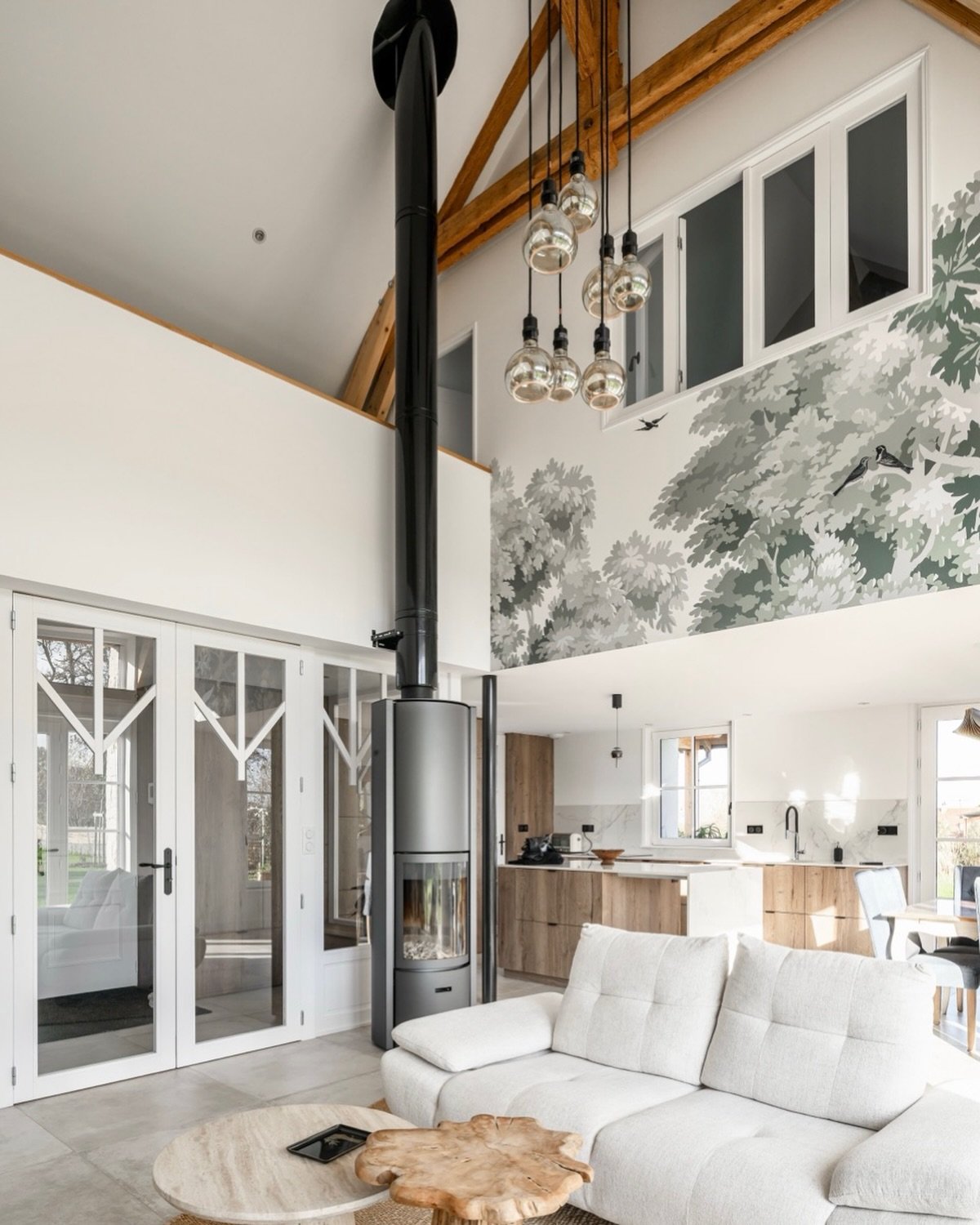 Merveilleuse ann&eacute;e 2026 &agrave; toutes et tous ✨✨
Merci &agrave; celles et ceux qui font vivre chaque projet.
Mes clients, mes partenaires, mes artisans.
Merci pour votre confiance, h&acirc;te de construire la suite ensemble !
.
#architecture