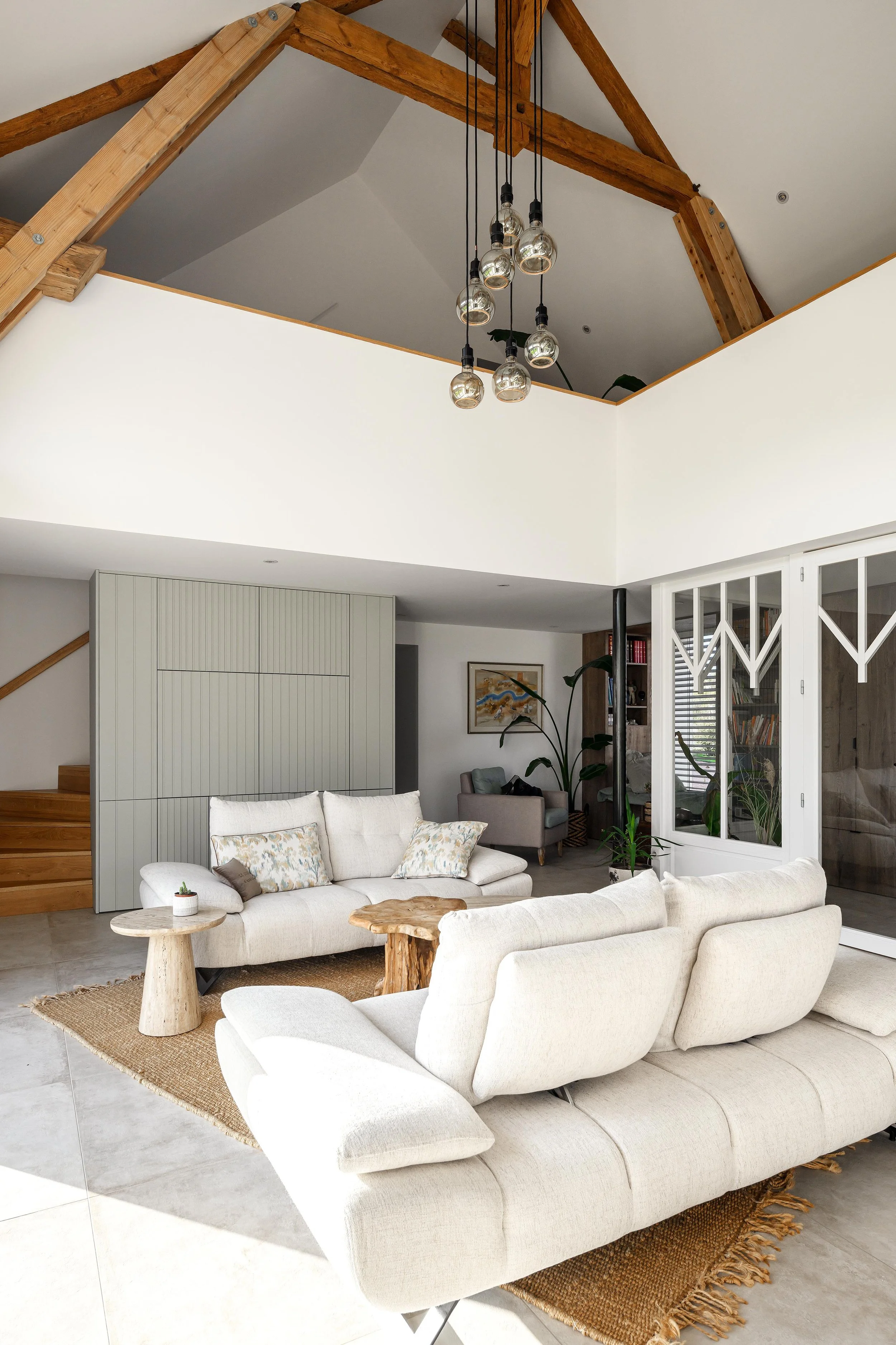 202529-INT16  Lite.jpg