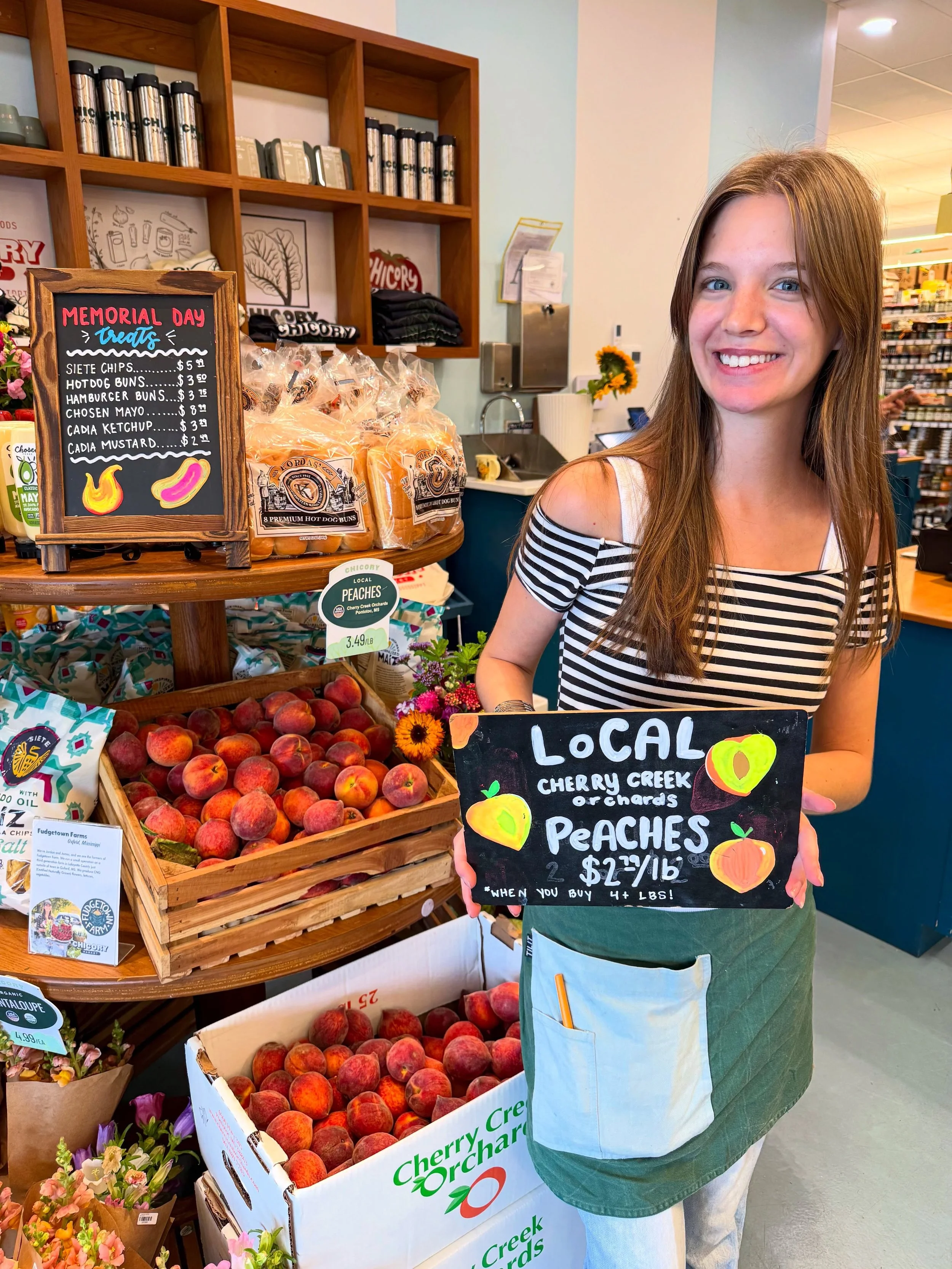 🍑 It&rsquo;s peach szn 🍑

Local peaches from @cherrycreekorchards are coming in hot this week, so we&rsquo;re running a special when you buy 4 pounds or more! Get these ripe beauties for just $2.79/lb when you buy in bulk.

Come shop for all your M