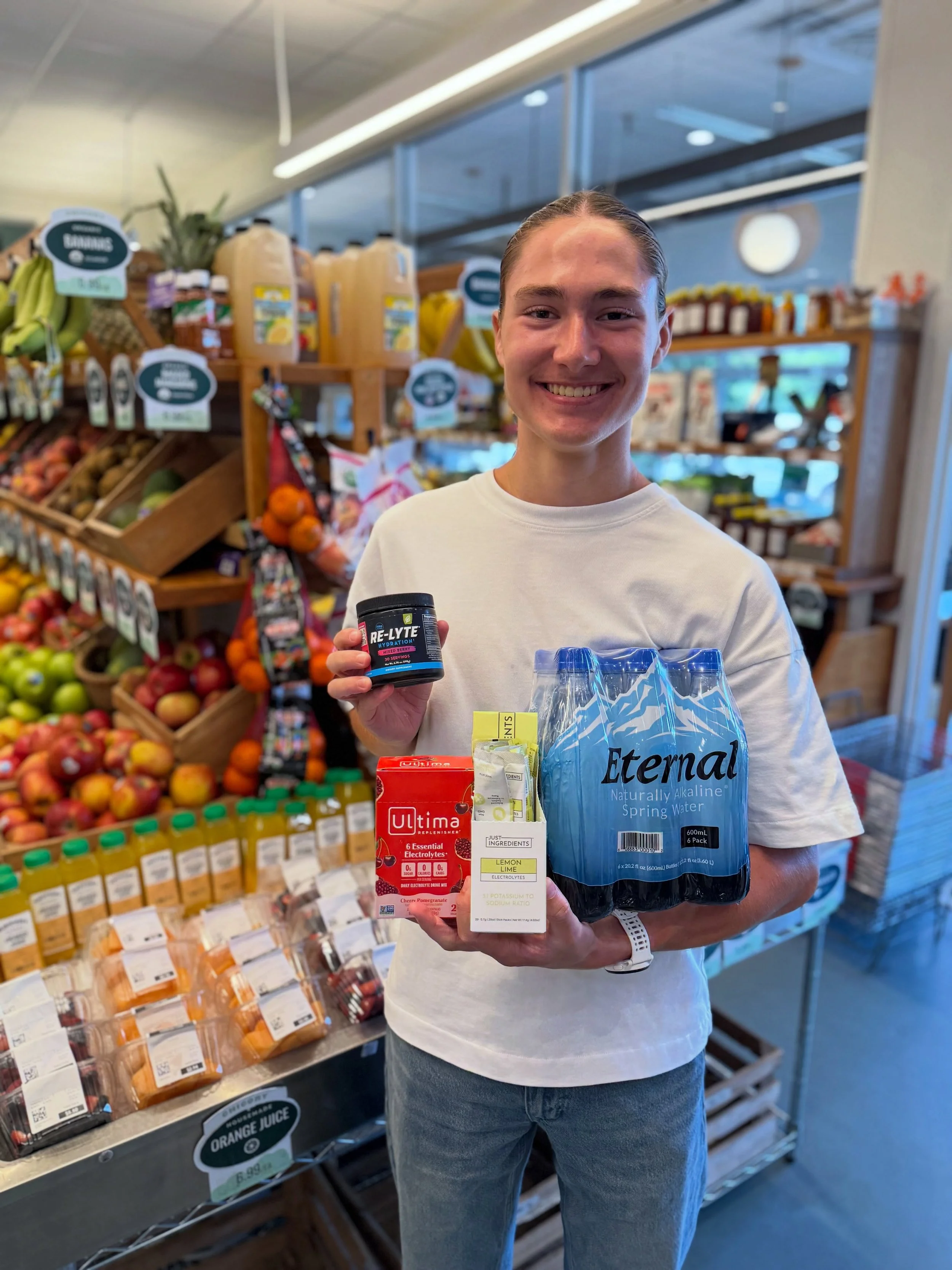 ☀️ Stay cool for move-in! ☀️

It&rsquo;s a heatwave, y&rsquo;all. We&rsquo;ve got plenty of good old-fashioned water and electrolytes to keep you hydrated this weekend, Rebs. 

Y&rsquo;all come shop&mdash;we&rsquo;re here til 6!